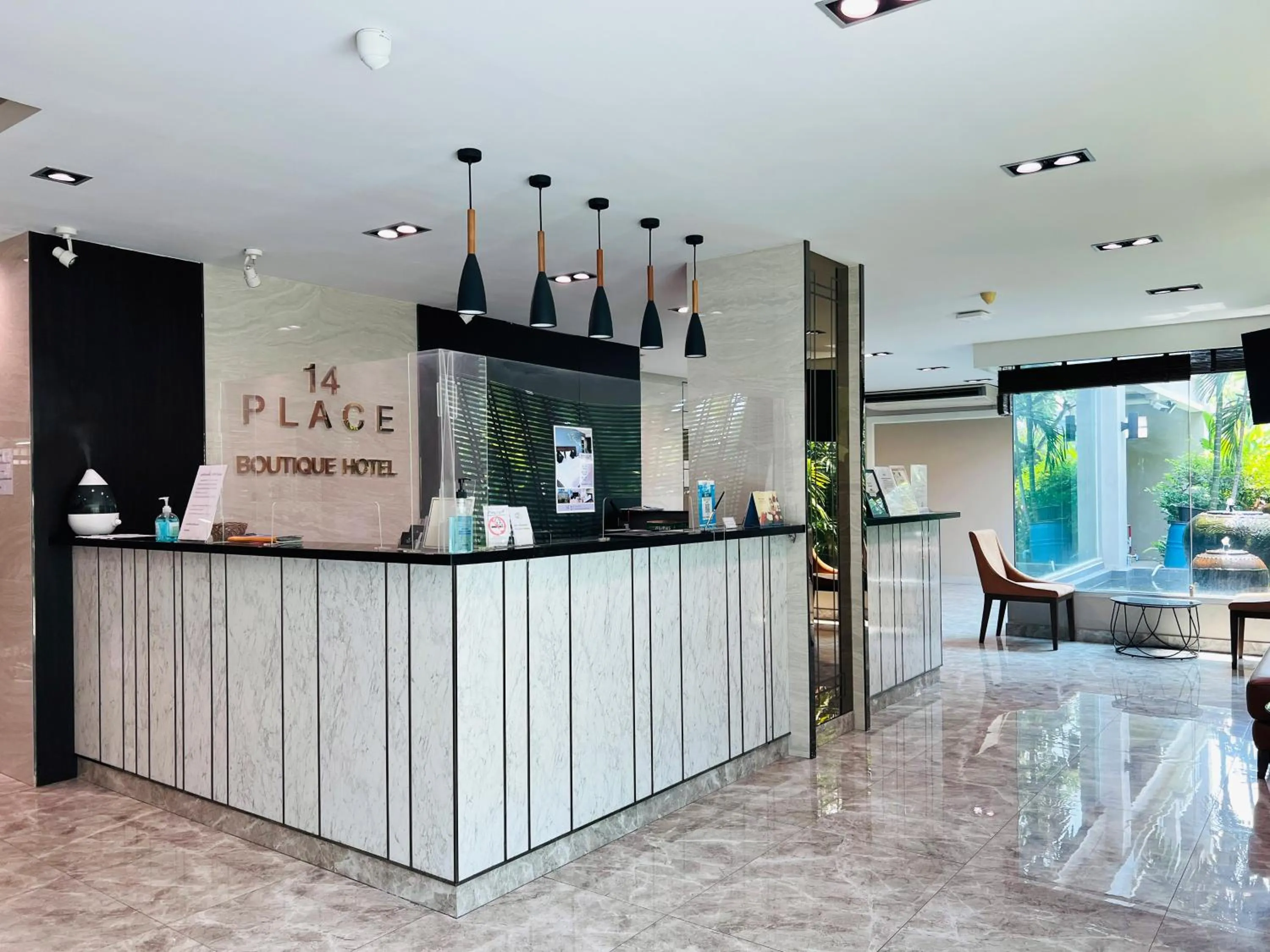 Lobby or reception in 14 Place