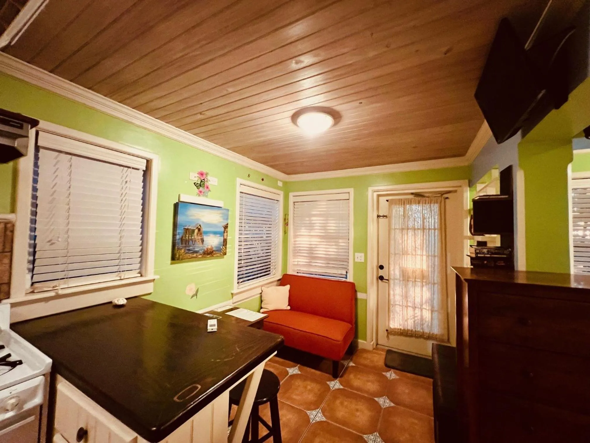Dining area in Villa Allamanda Eleuthera