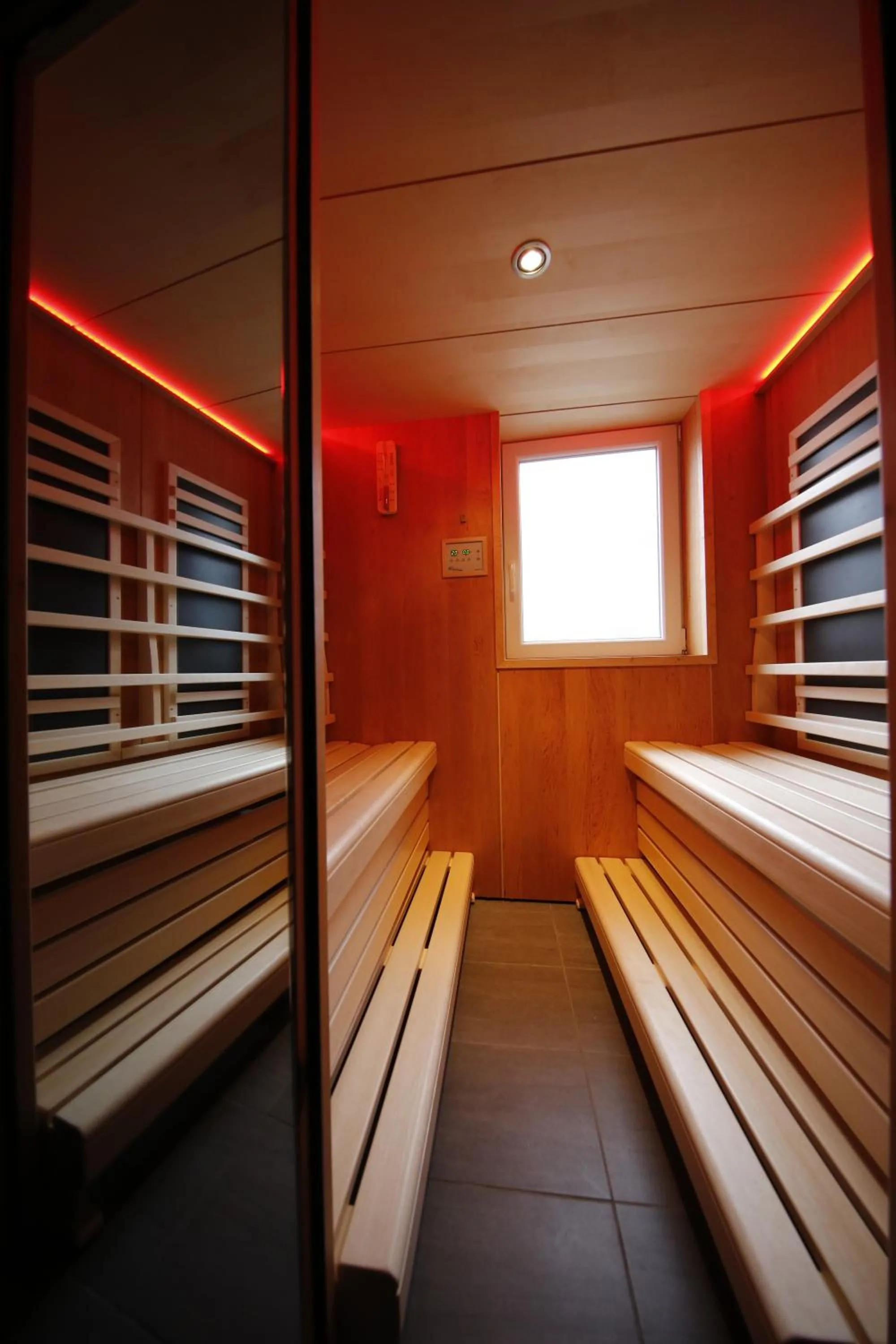 Sauna, Bed in Appartement Central by Schladmingurlaub