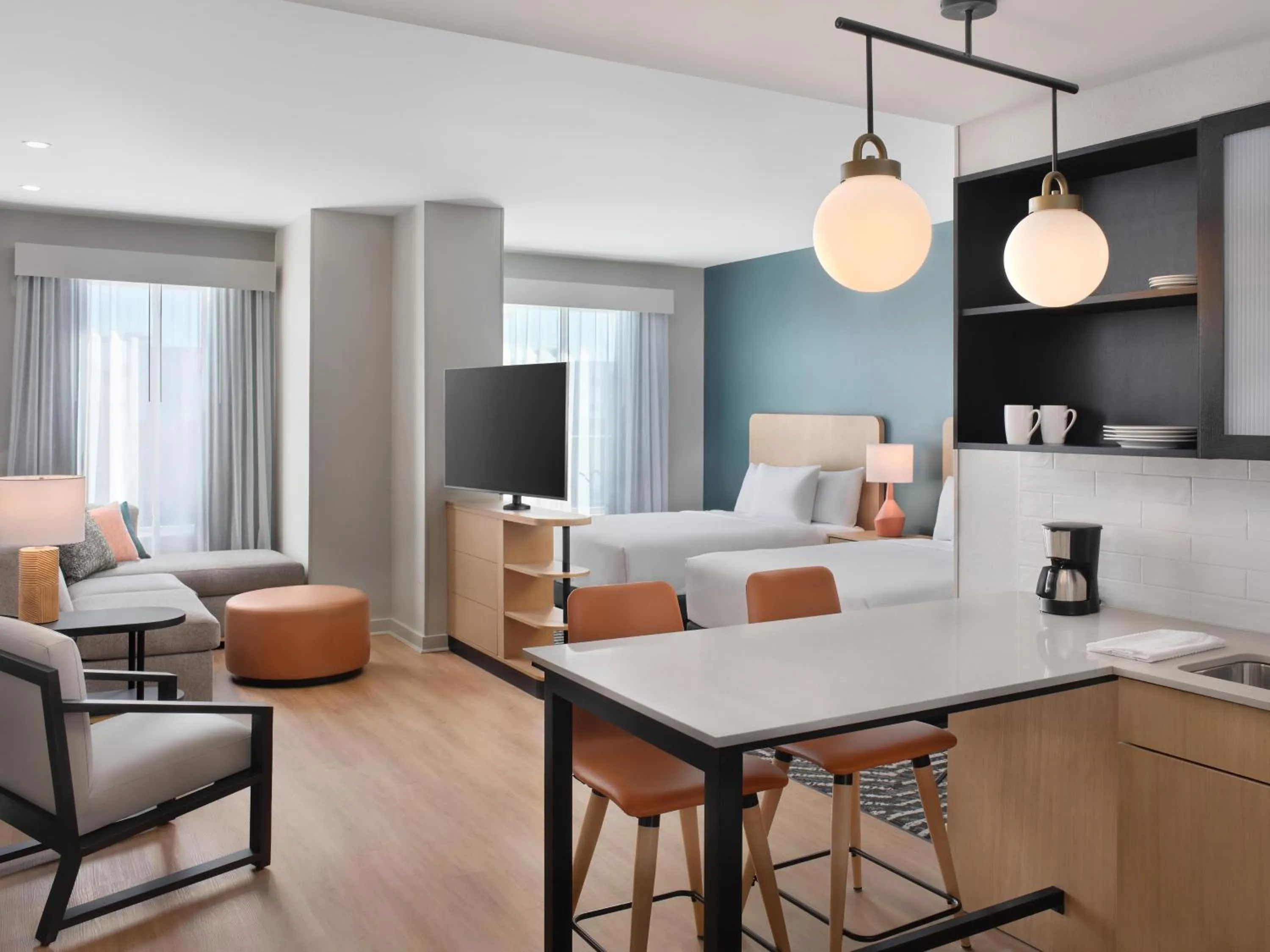 Photo of the whole room in Hyatt House Schenectady / Mohawk Harbor