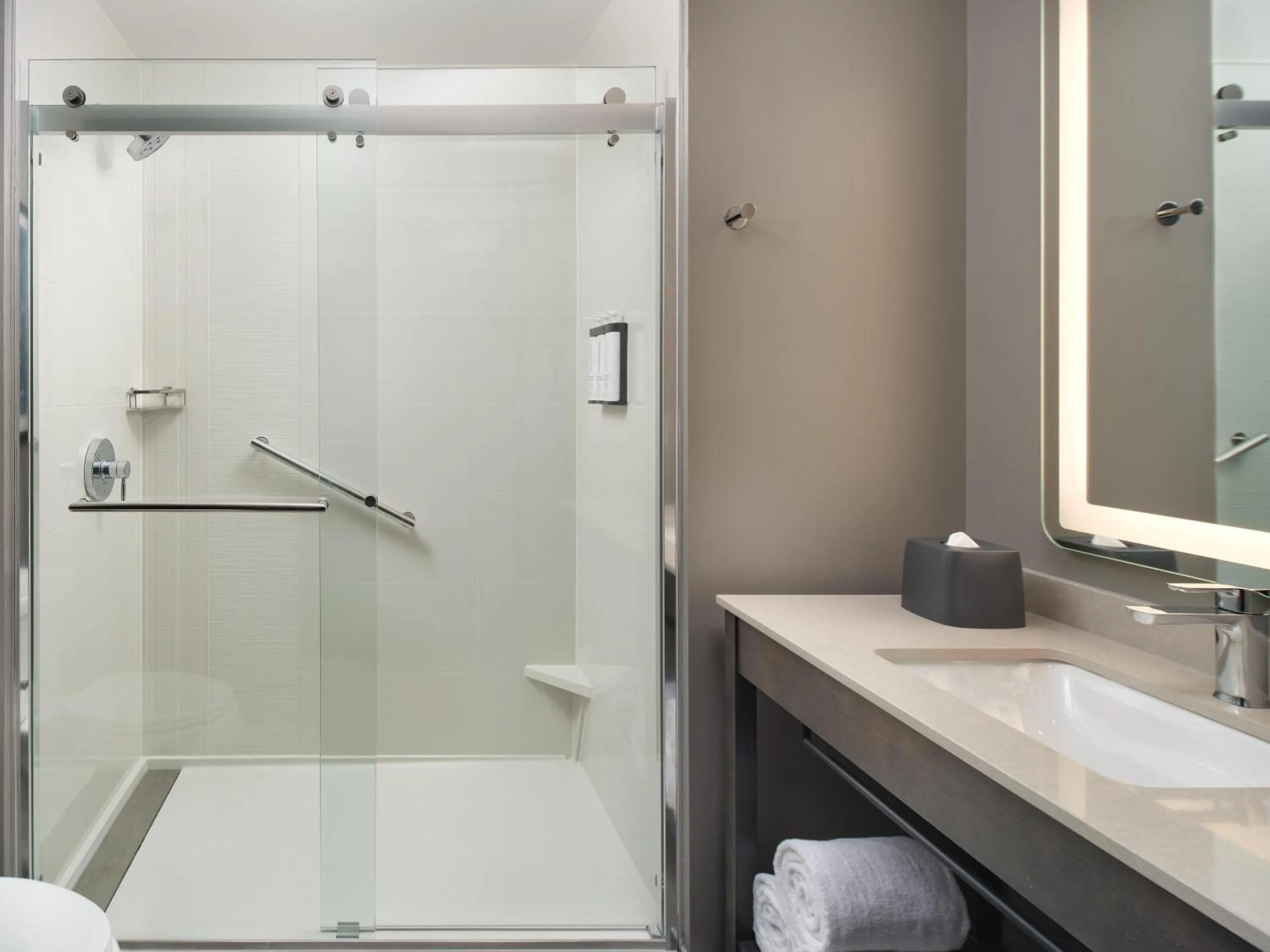 Bathroom in Hyatt House Schenectady / Mohawk Harbor