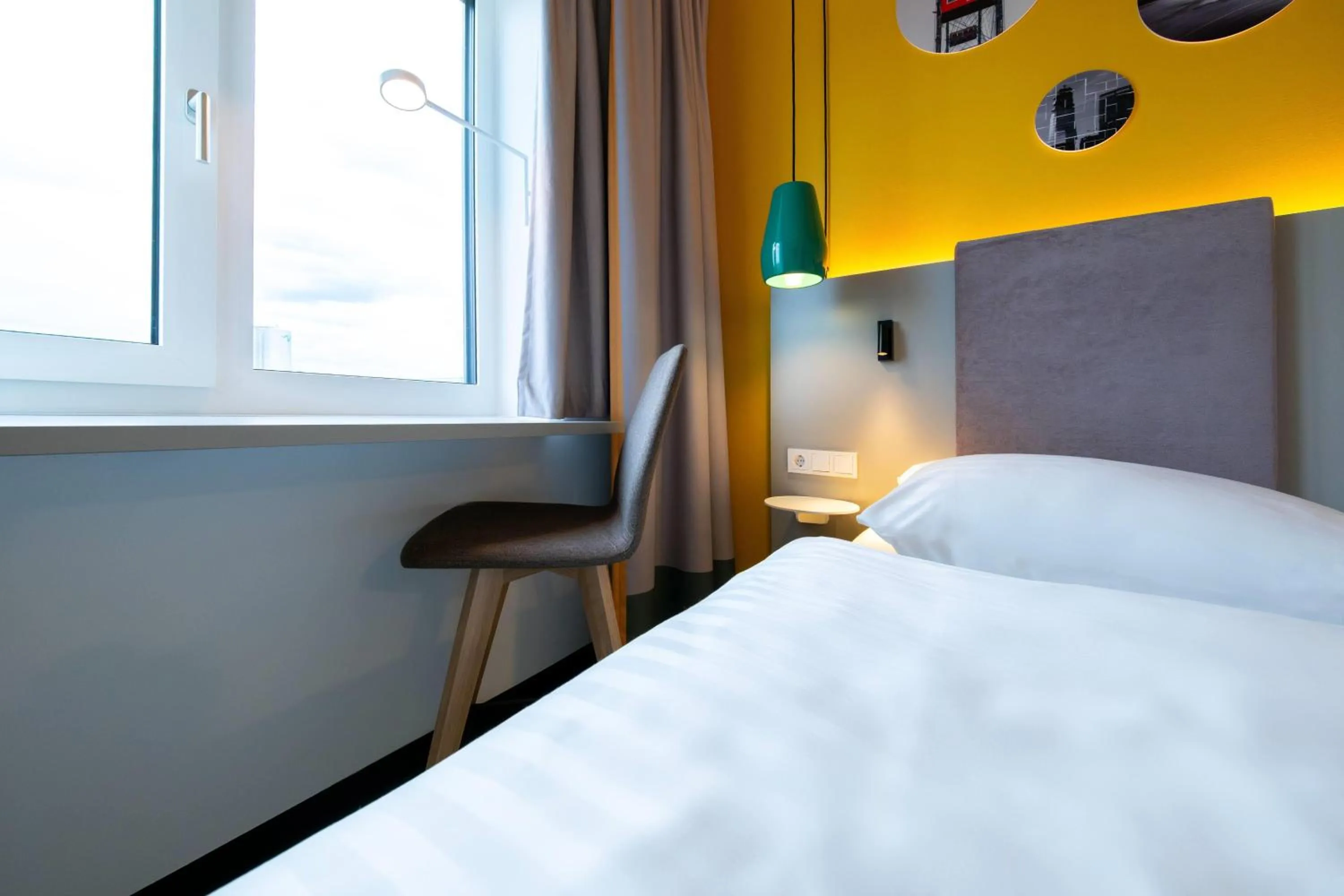 Photo of the whole room, Bed in Vienna House Easy by Wyndham Vienna Airport