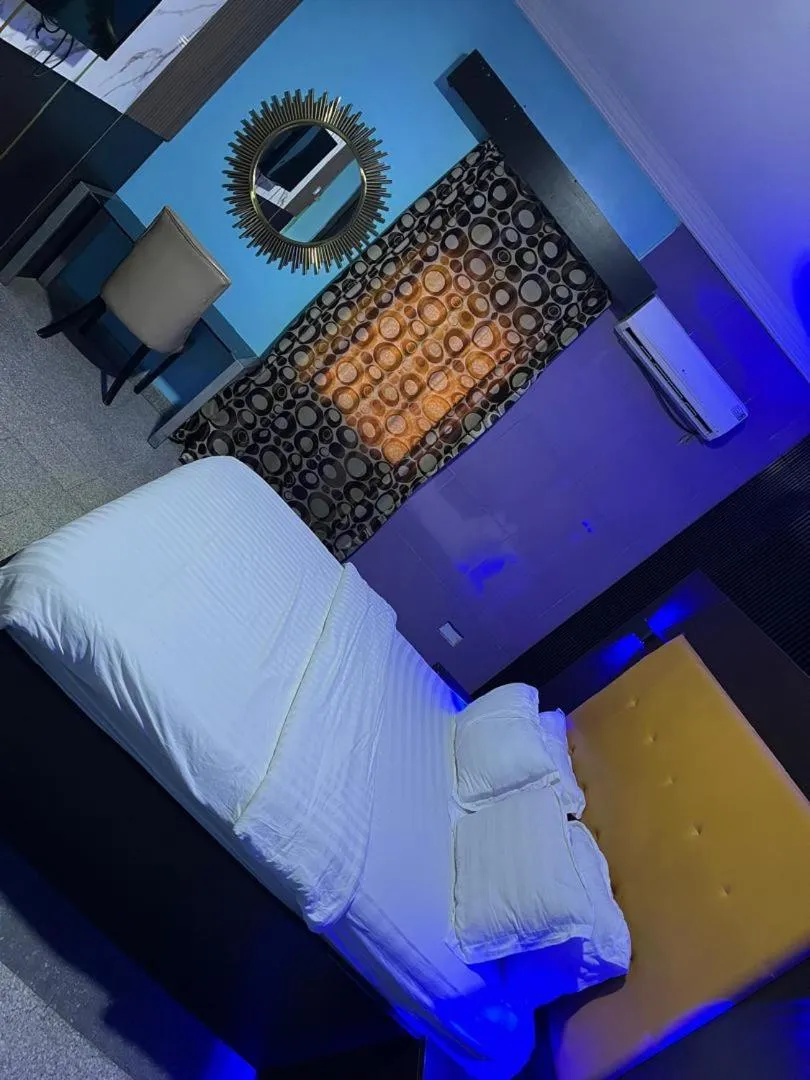 Bed in Hotel Paris Suites