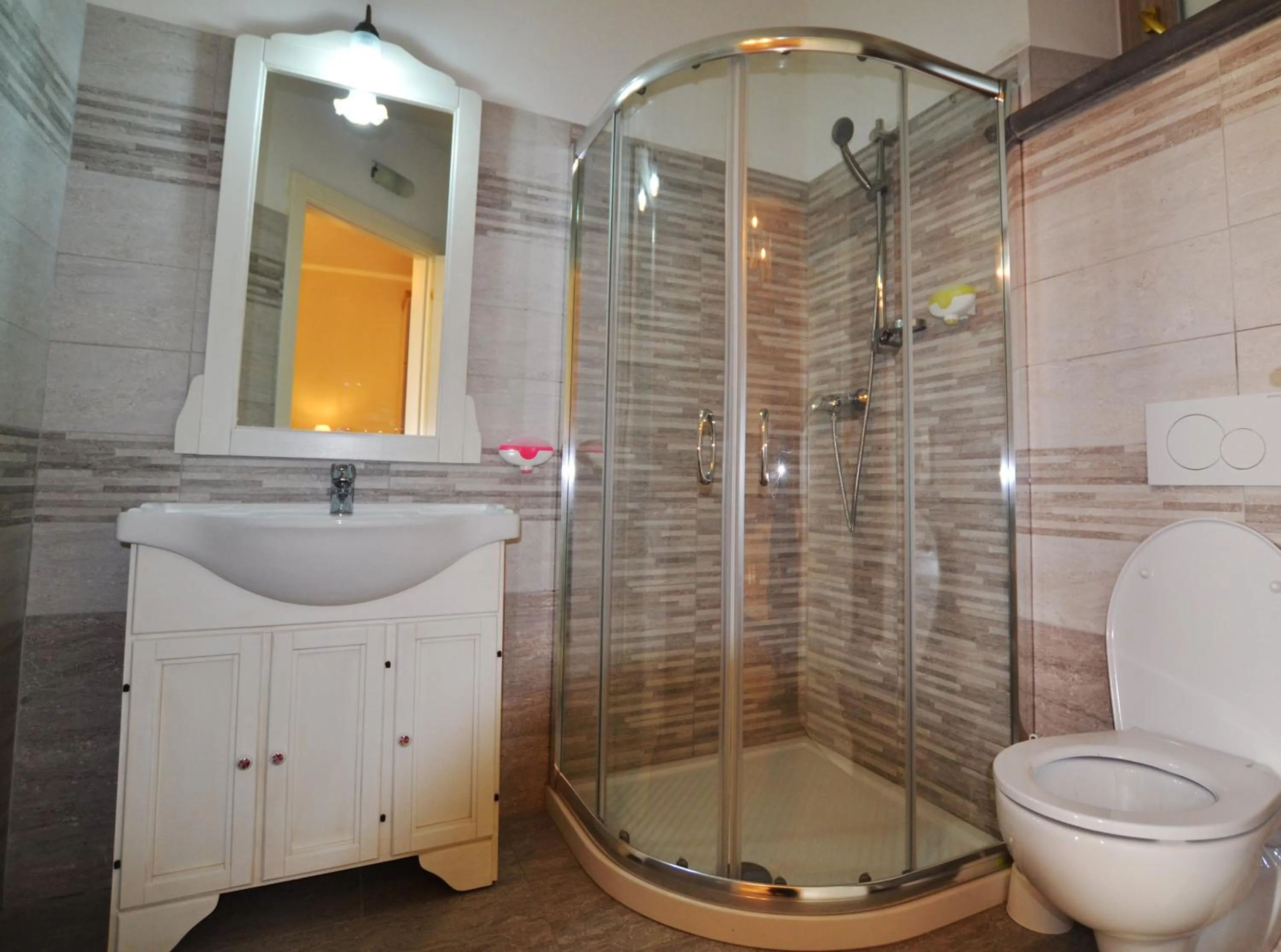 Bathroom in Borgo Felciaione