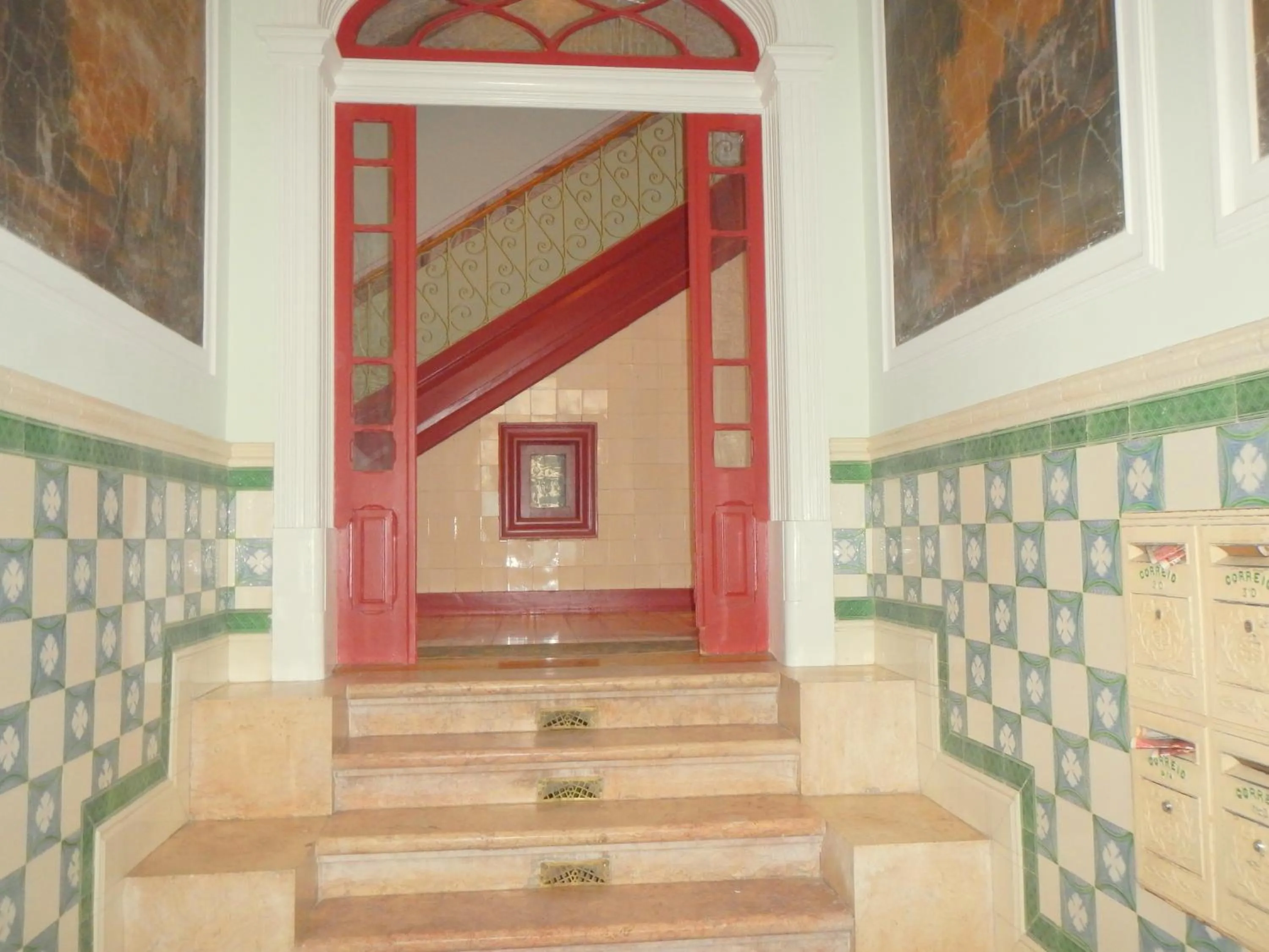 Patio in Estrela Charming Rooms by HOST-POINT