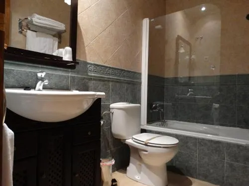 Hostal EL MESON