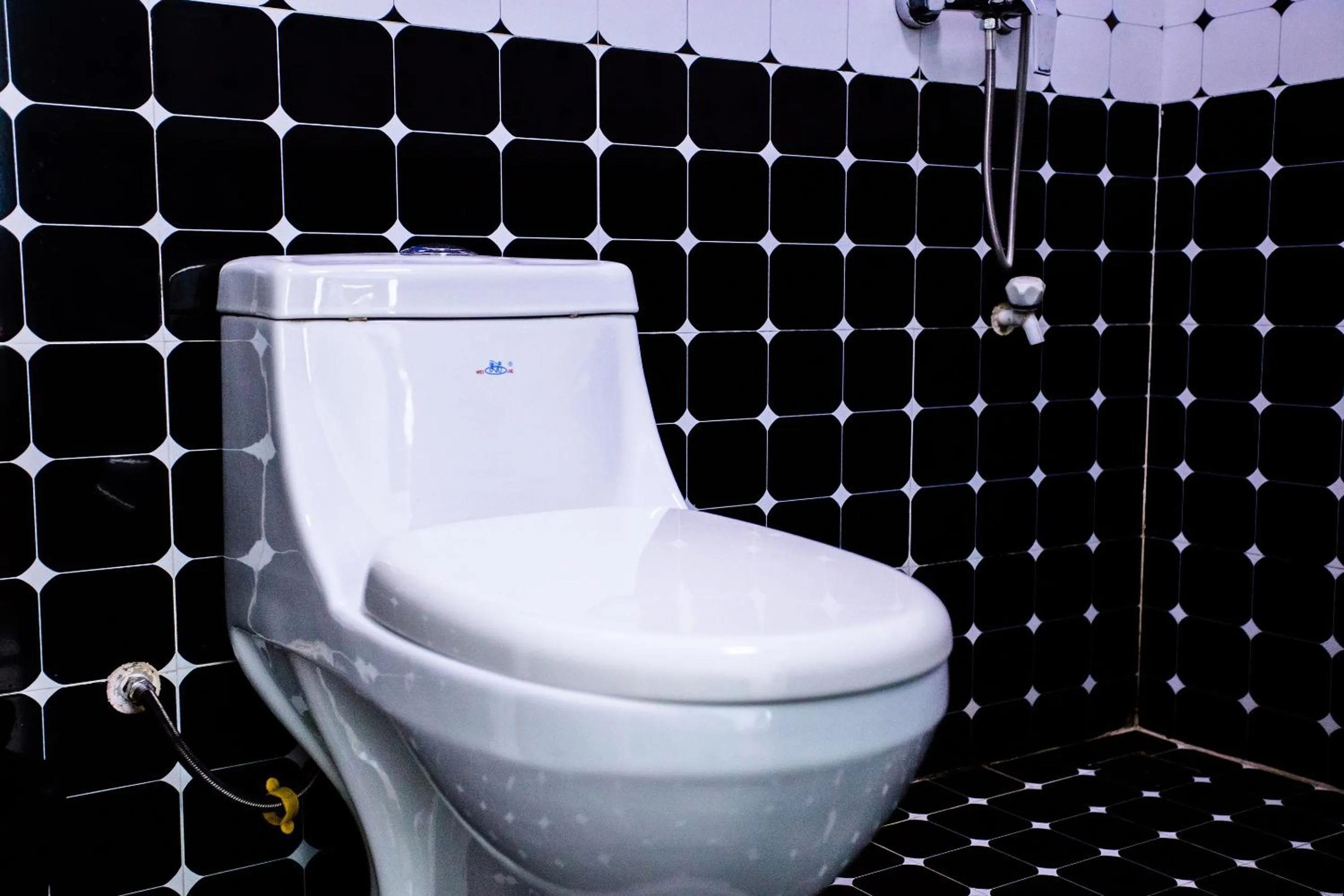 Toilet in Murphy Youth Hostel Guilin桂林北站莫非青年旅舍