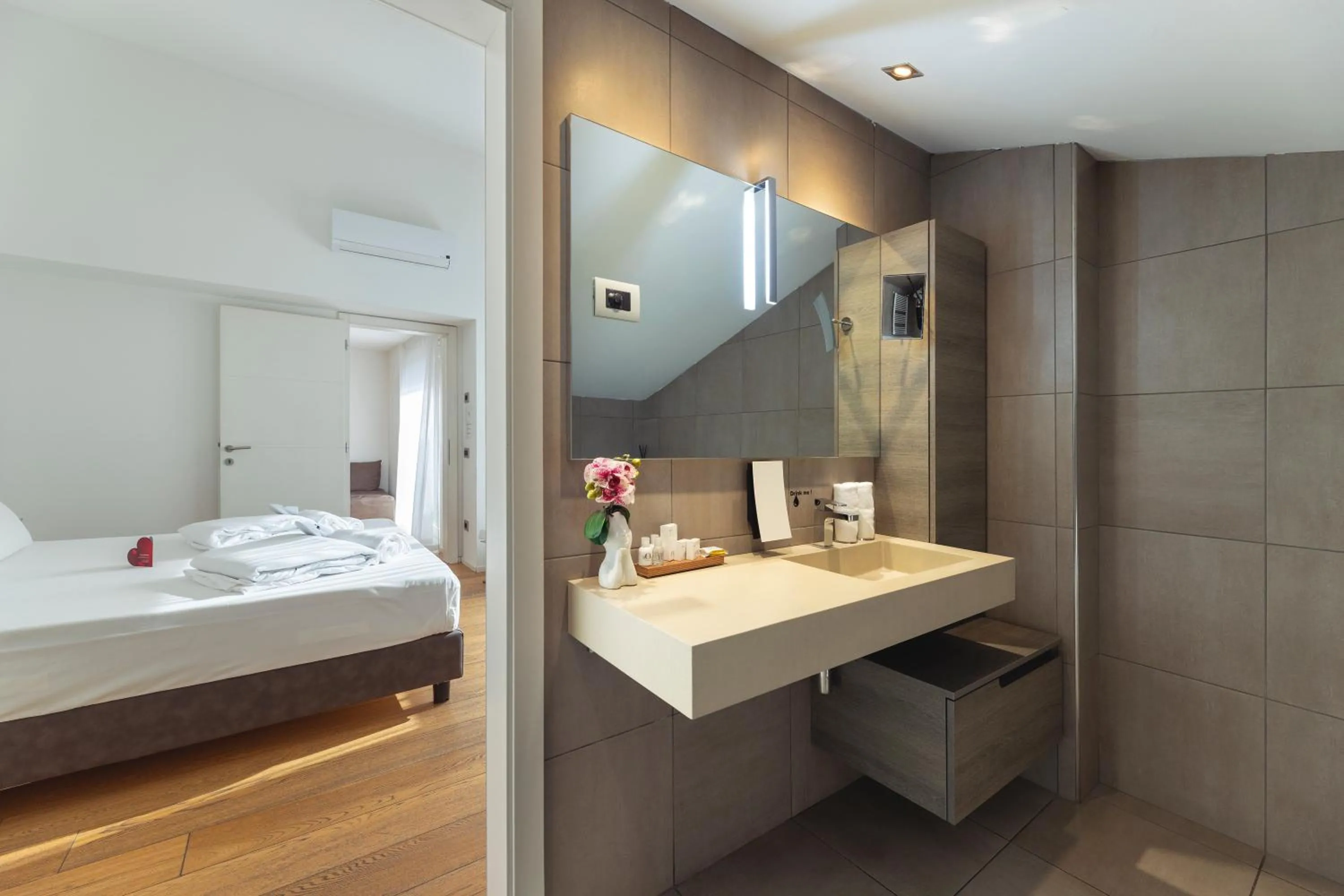 HEART OF TRENTO Loft & Rooms