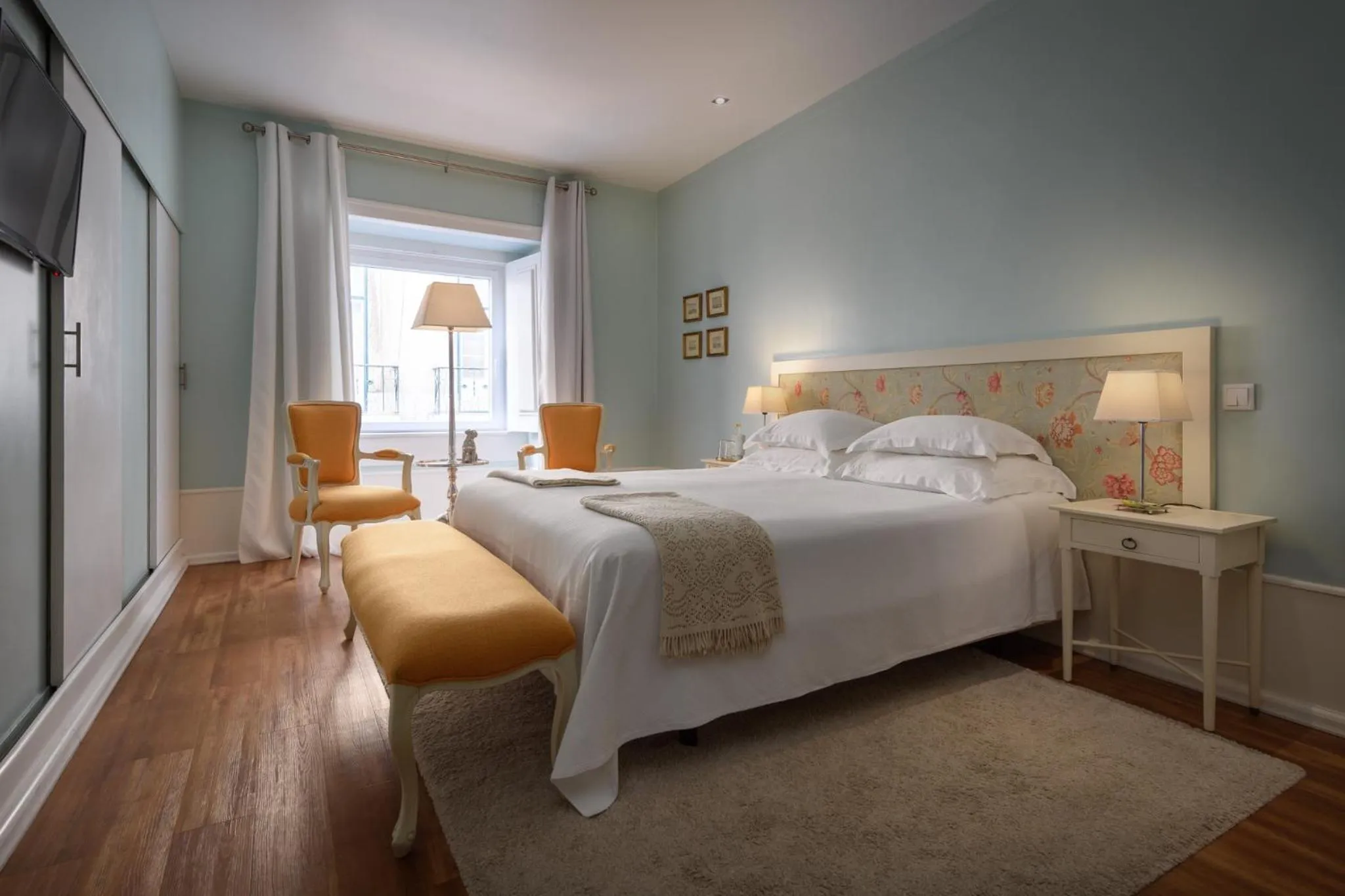 Bedroom, Bed in Alecrim ao Chiado