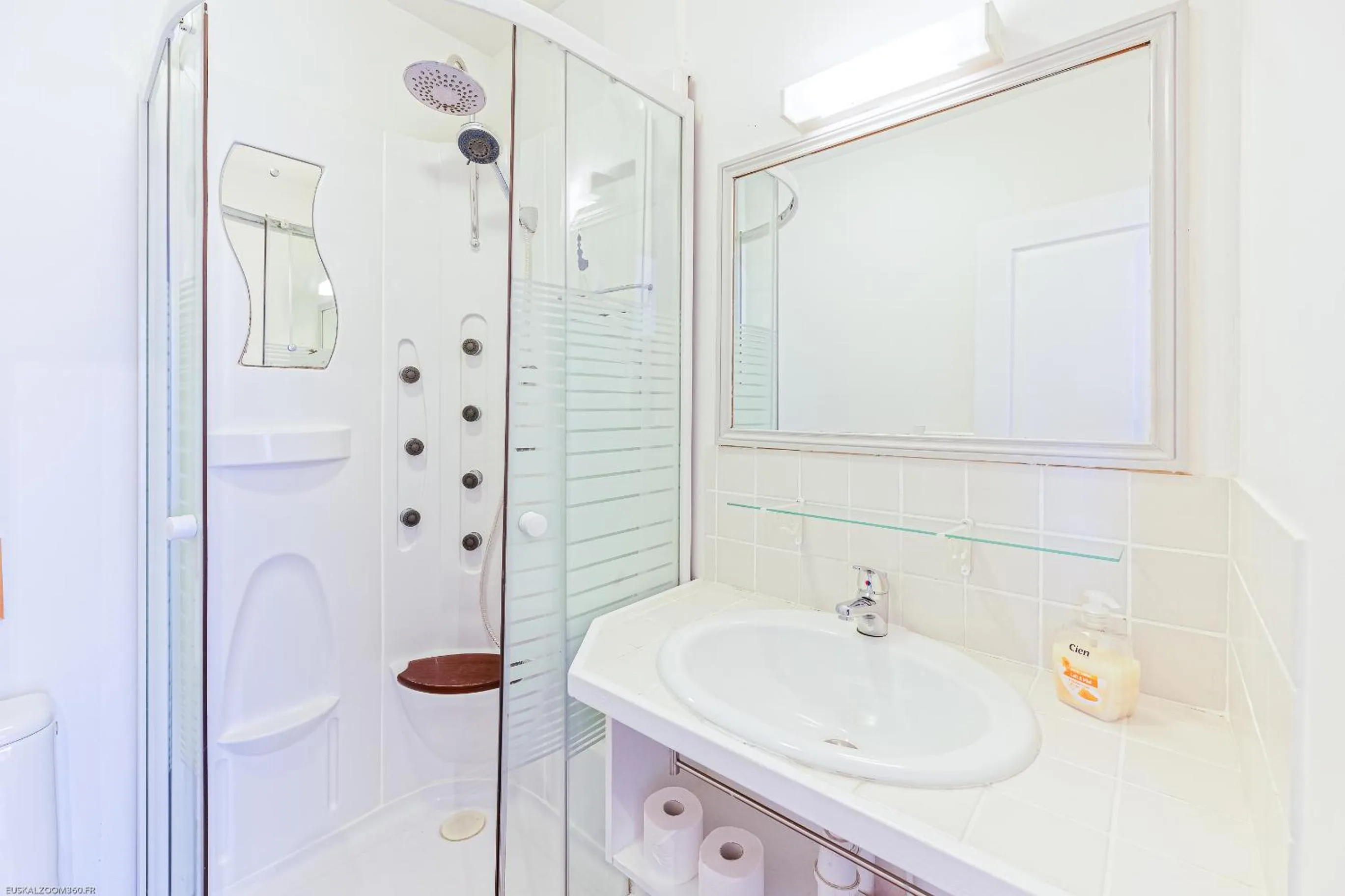 Bathroom in Appart'Hôtel Bellevue