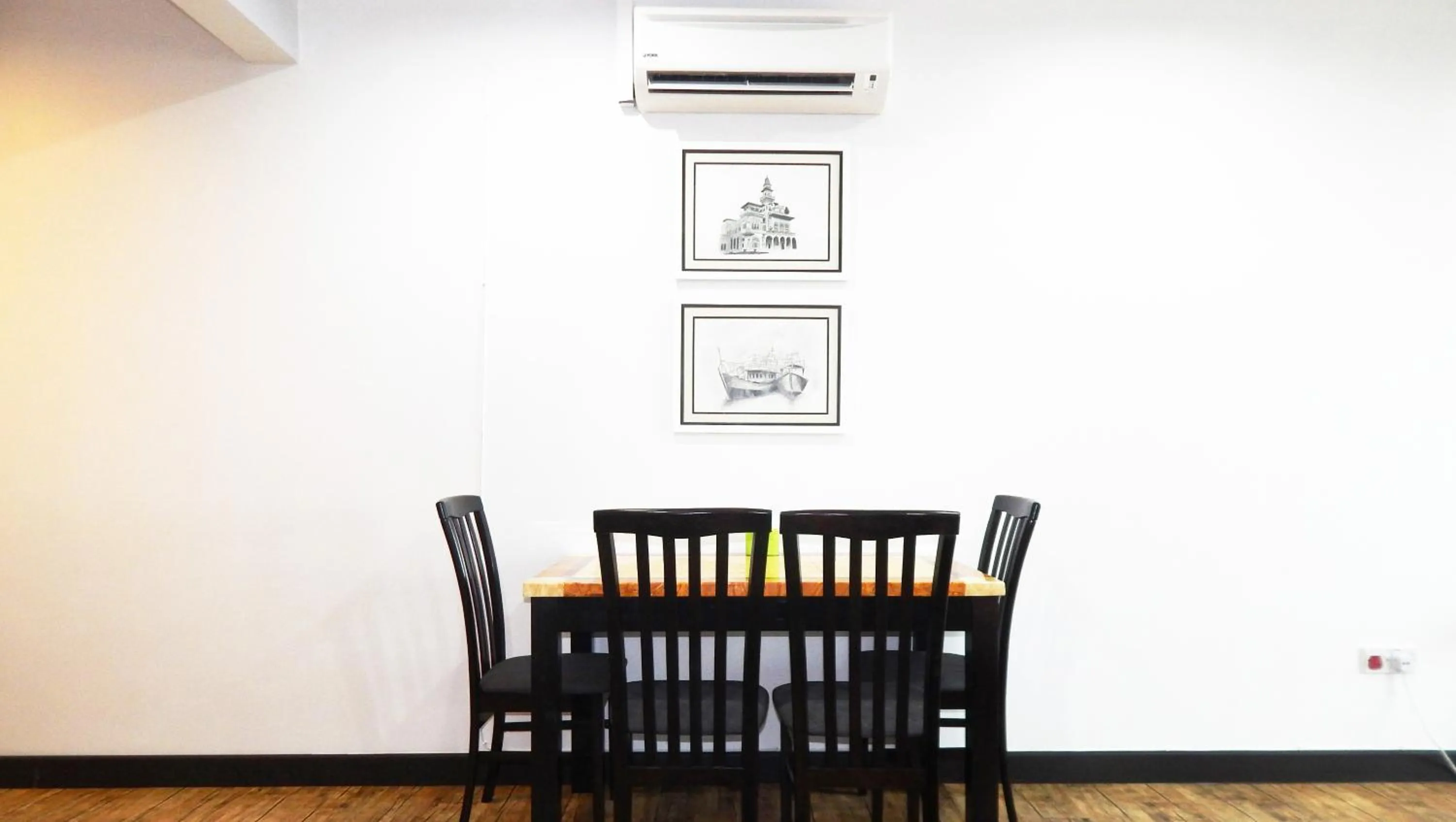 Dining area in Wadi Iman Guesthouse @ i-City