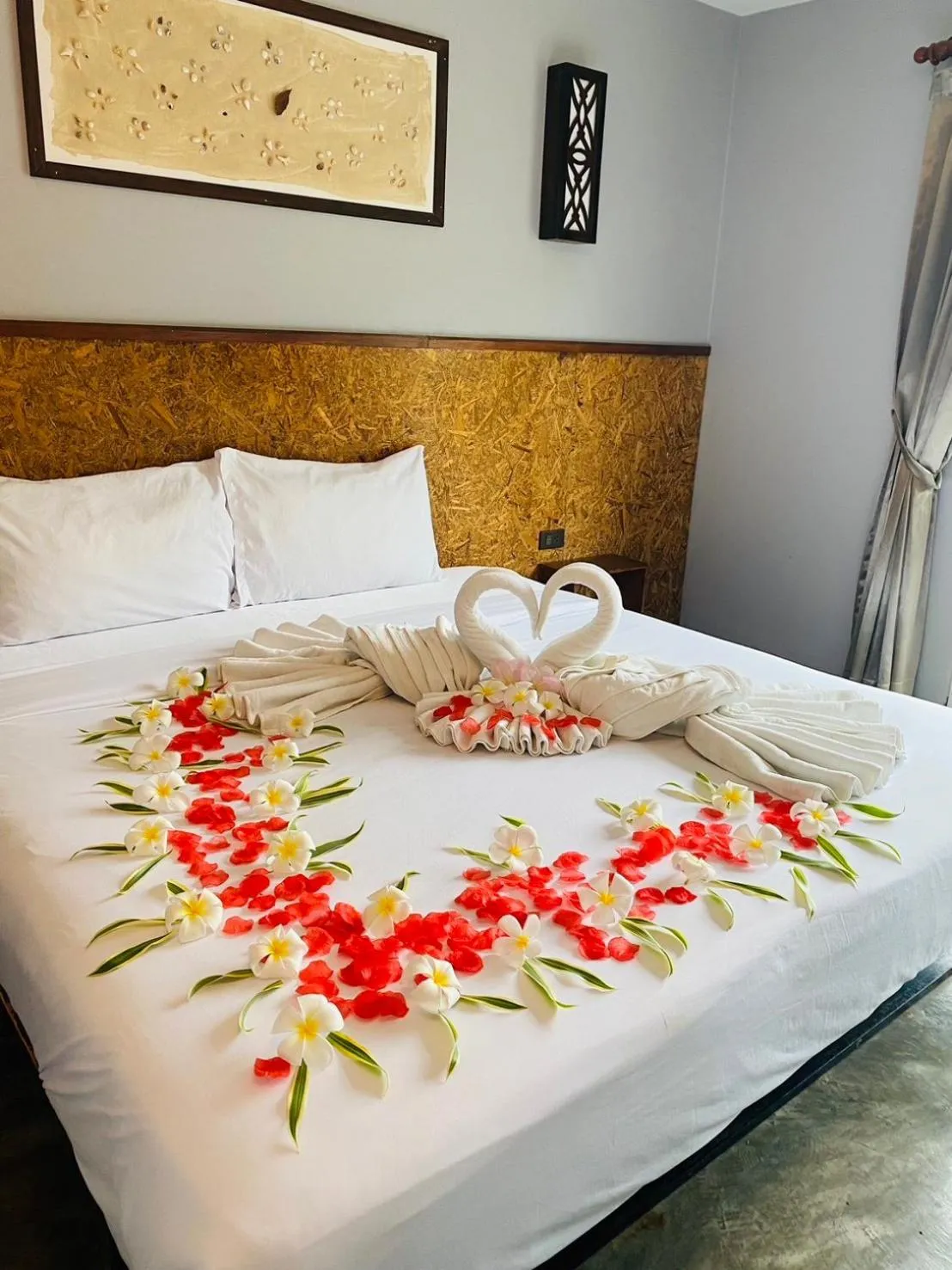 Bed in The Hip Resort @ Phi Phi