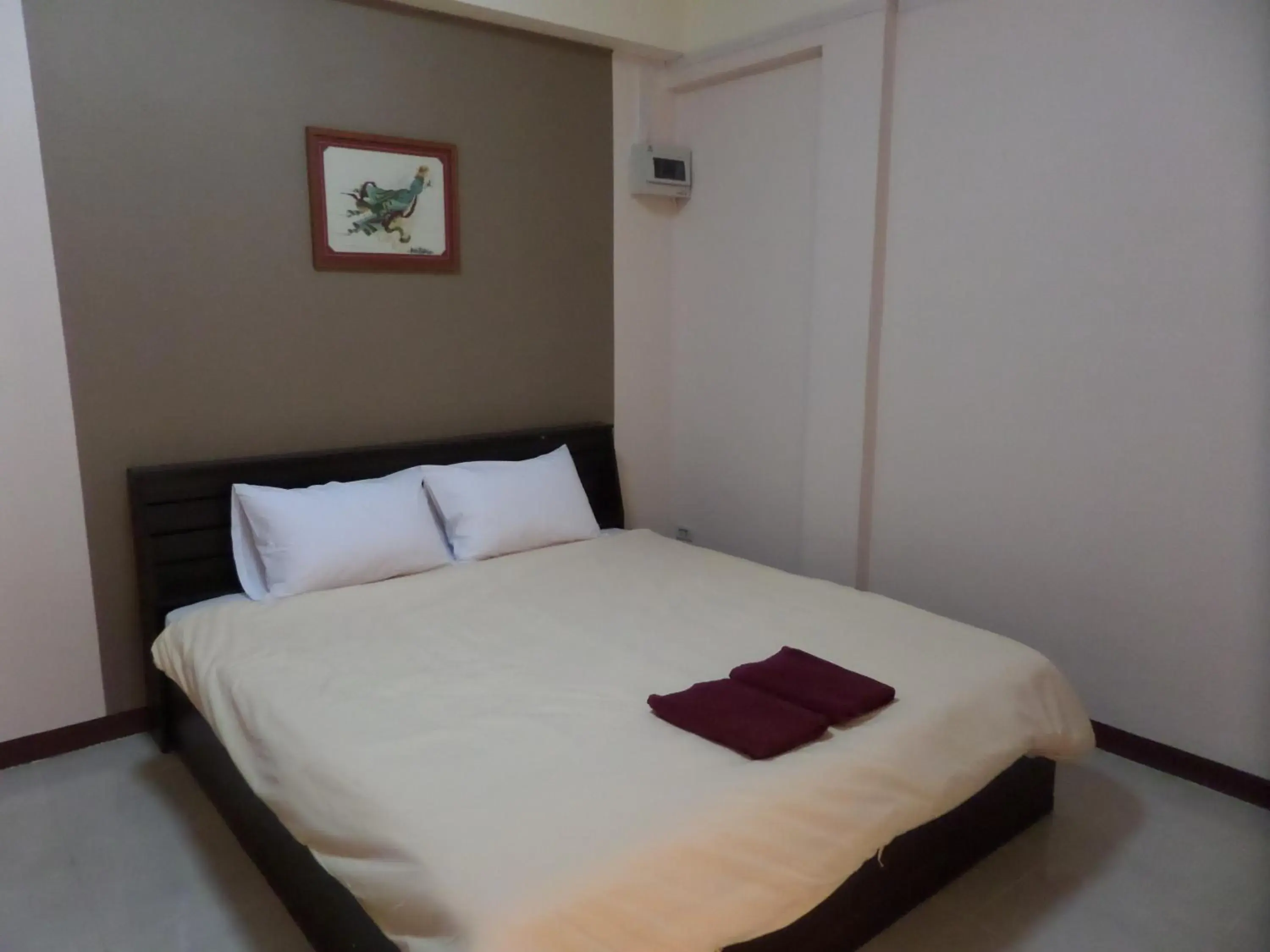 Economy Double Room - single occupancy in NT House Economy Double Room - single occupancy in NT House