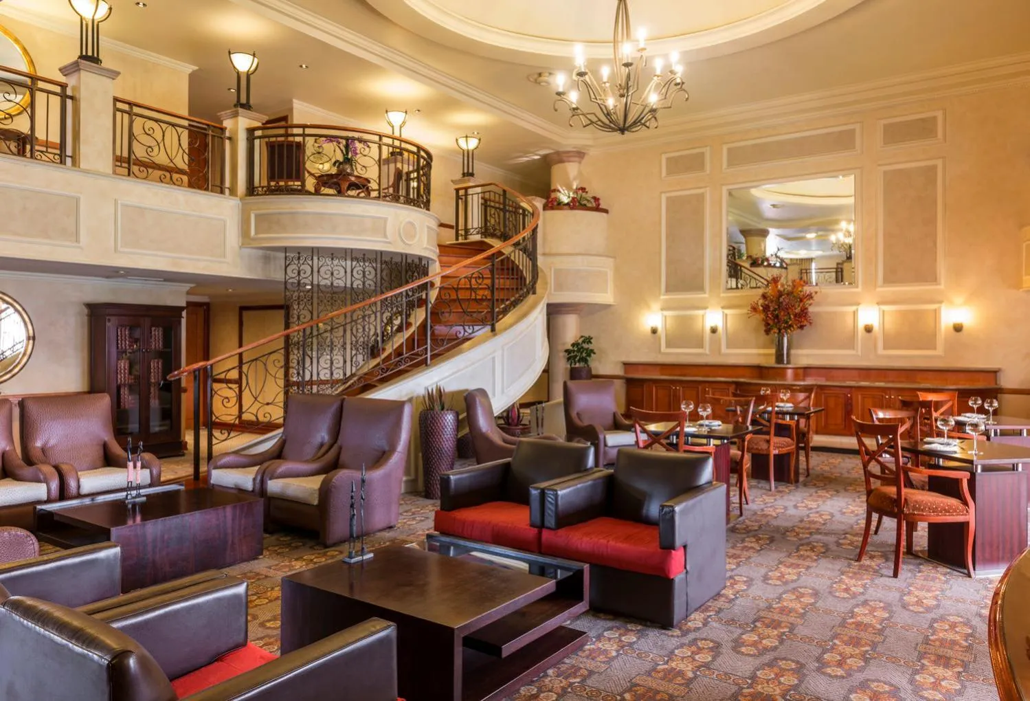 Lounge or bar in CT Hotel