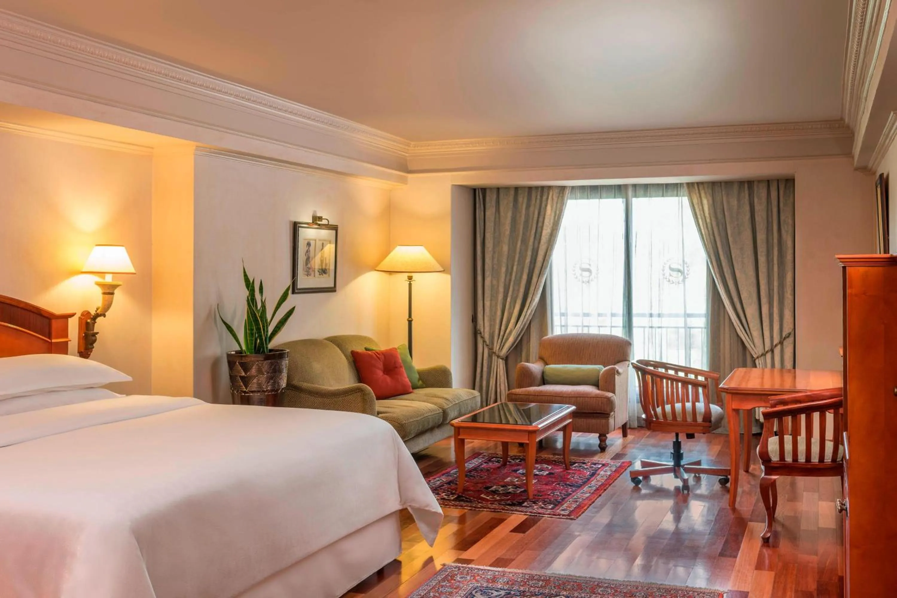 Photo of the whole room in CT Hotel