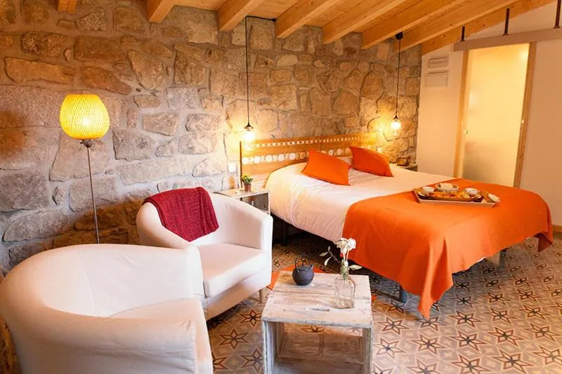 Queen Room with Spa Bath - single occupancy in Huerto San Antonio