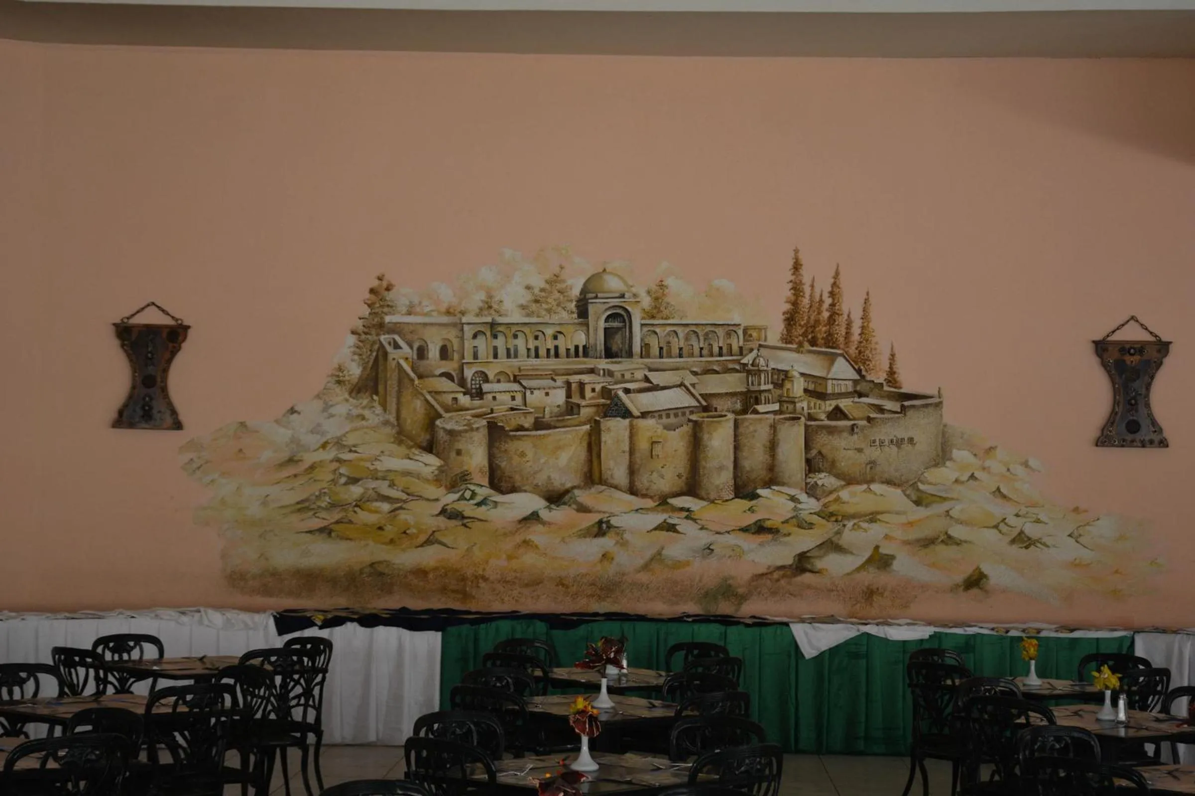 Restaurant/places to eat in Morgenland Holly Village