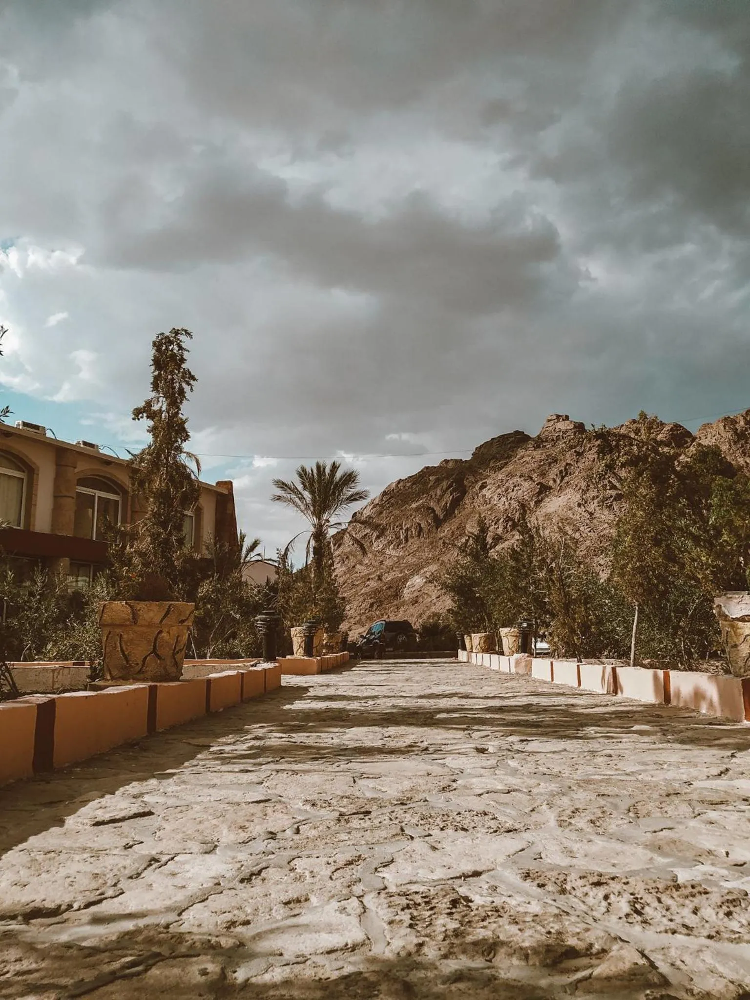 Decorative detail in Morgenland Holly Village