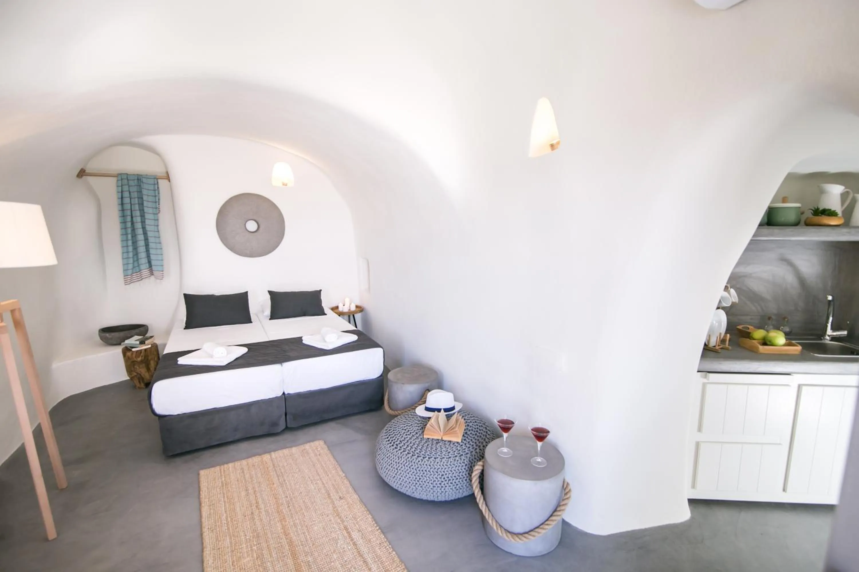 Bed in Santorini Villas