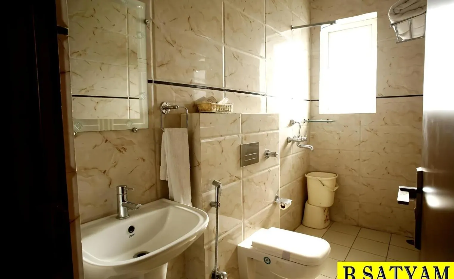 Bathroom in Hotel LAVENIR