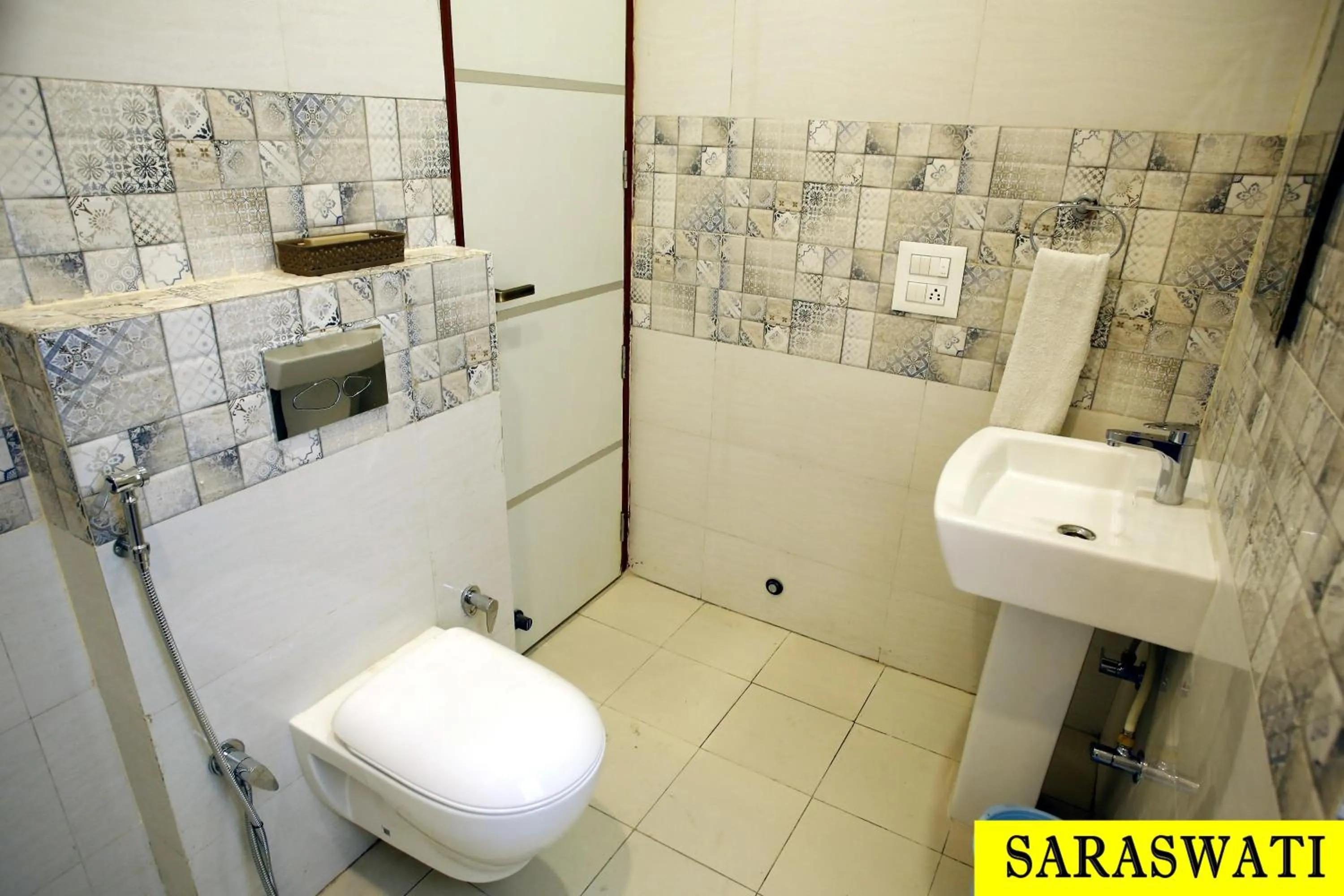 Bathroom in Hotel LAVENIR