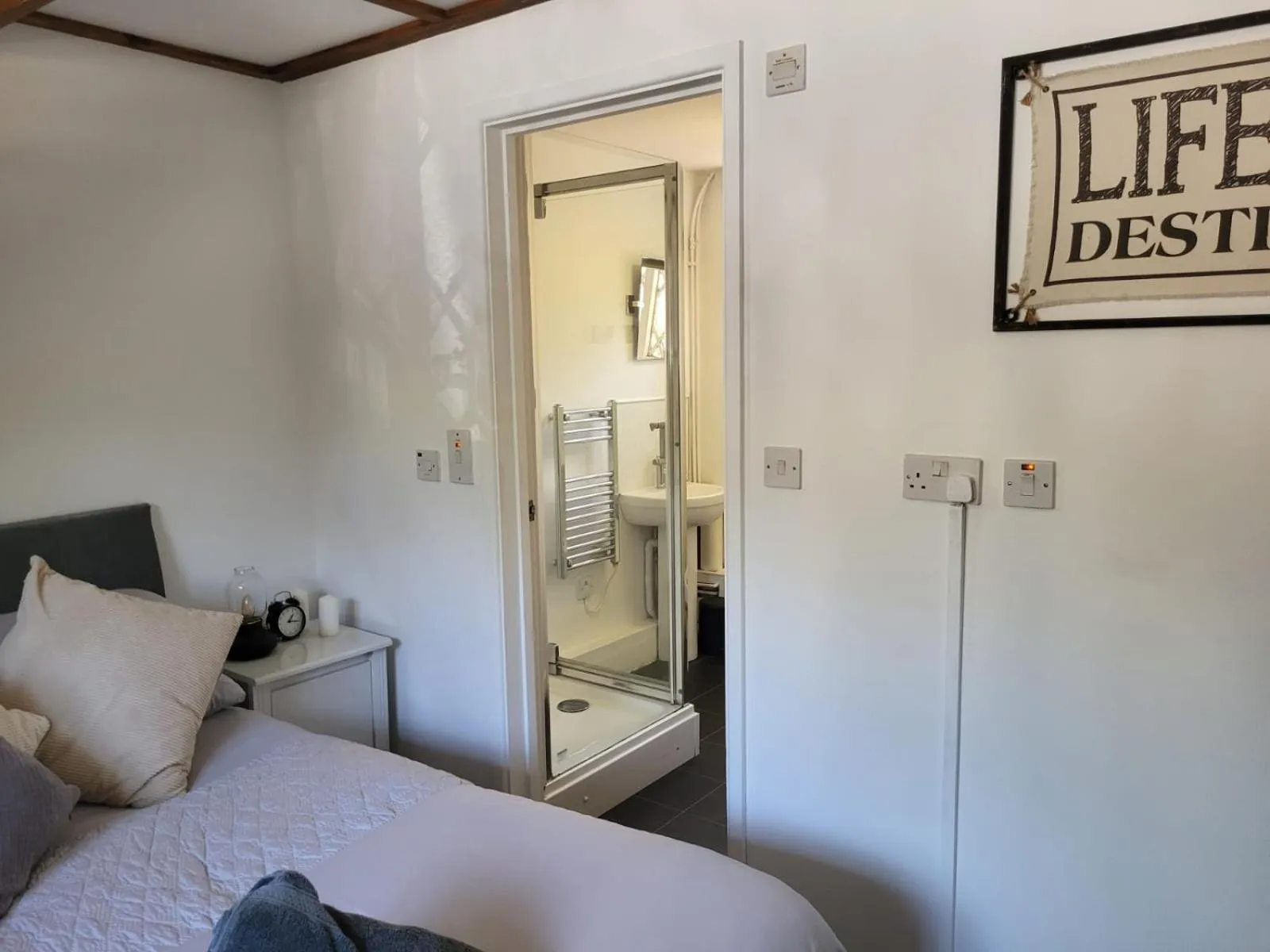 Hursley Rooms - The Dolphin