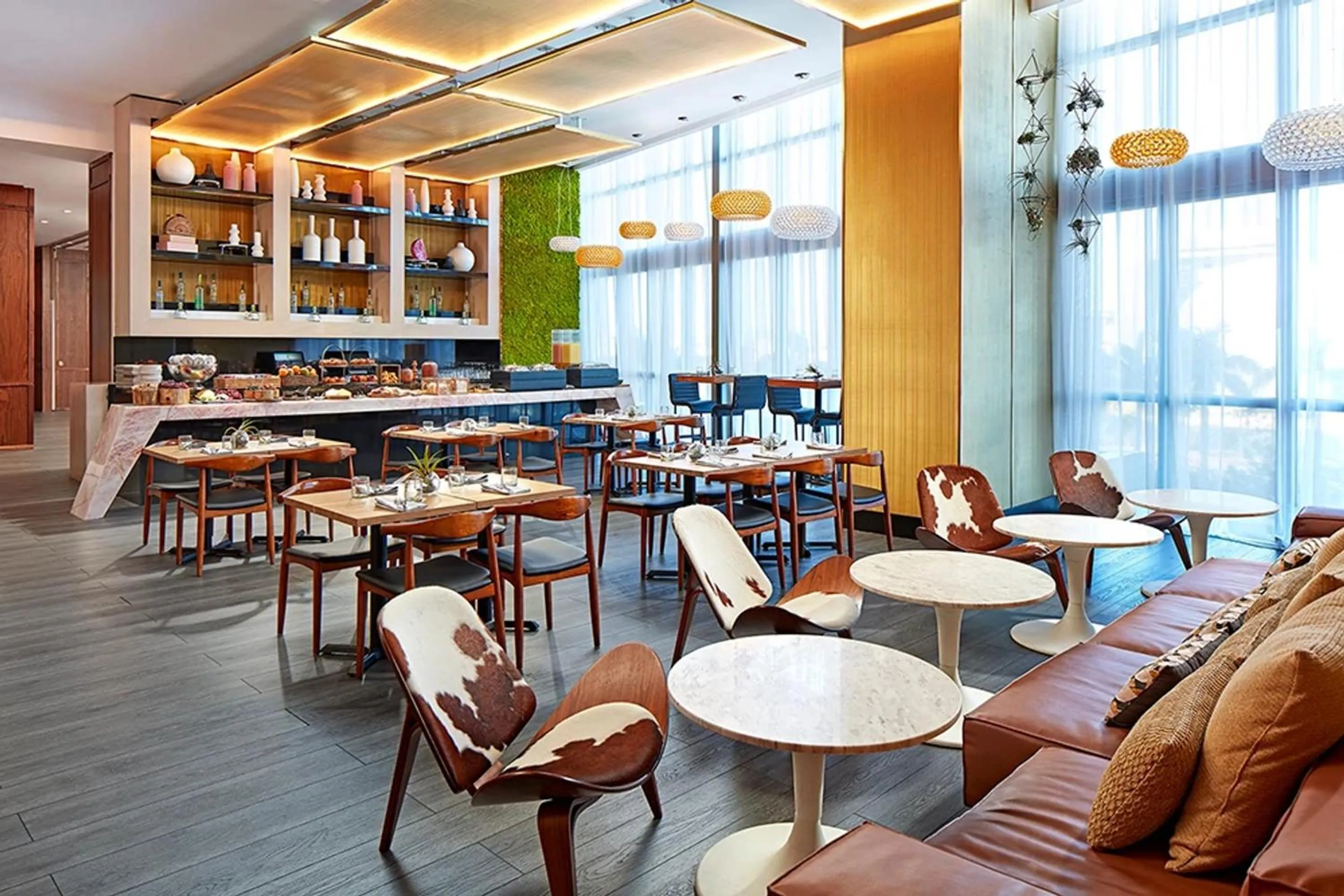 Restaurant/places to eat in The Grayson Hotel Miami Downtown