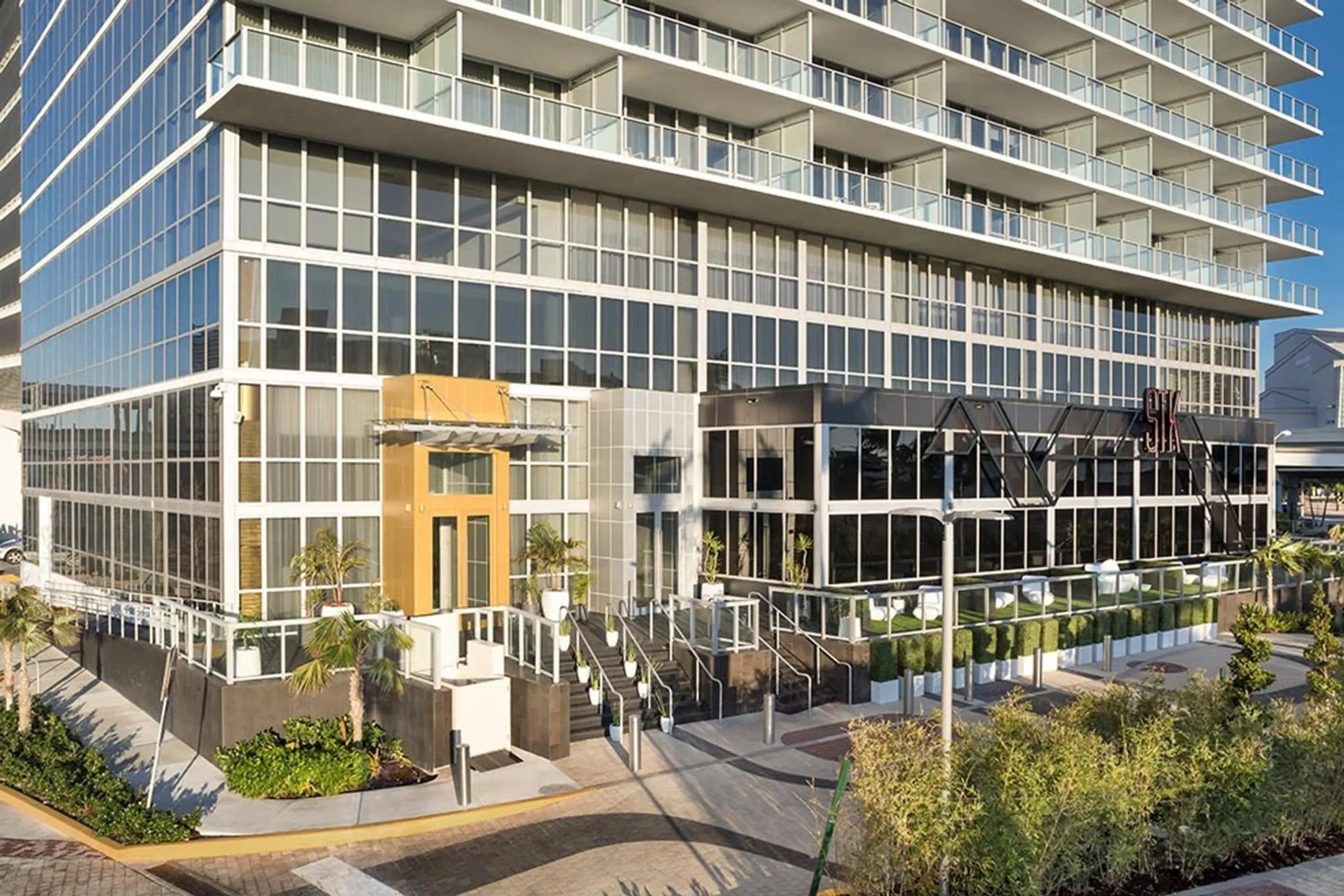 Property building in The Grayson Hotel Miami Downtown