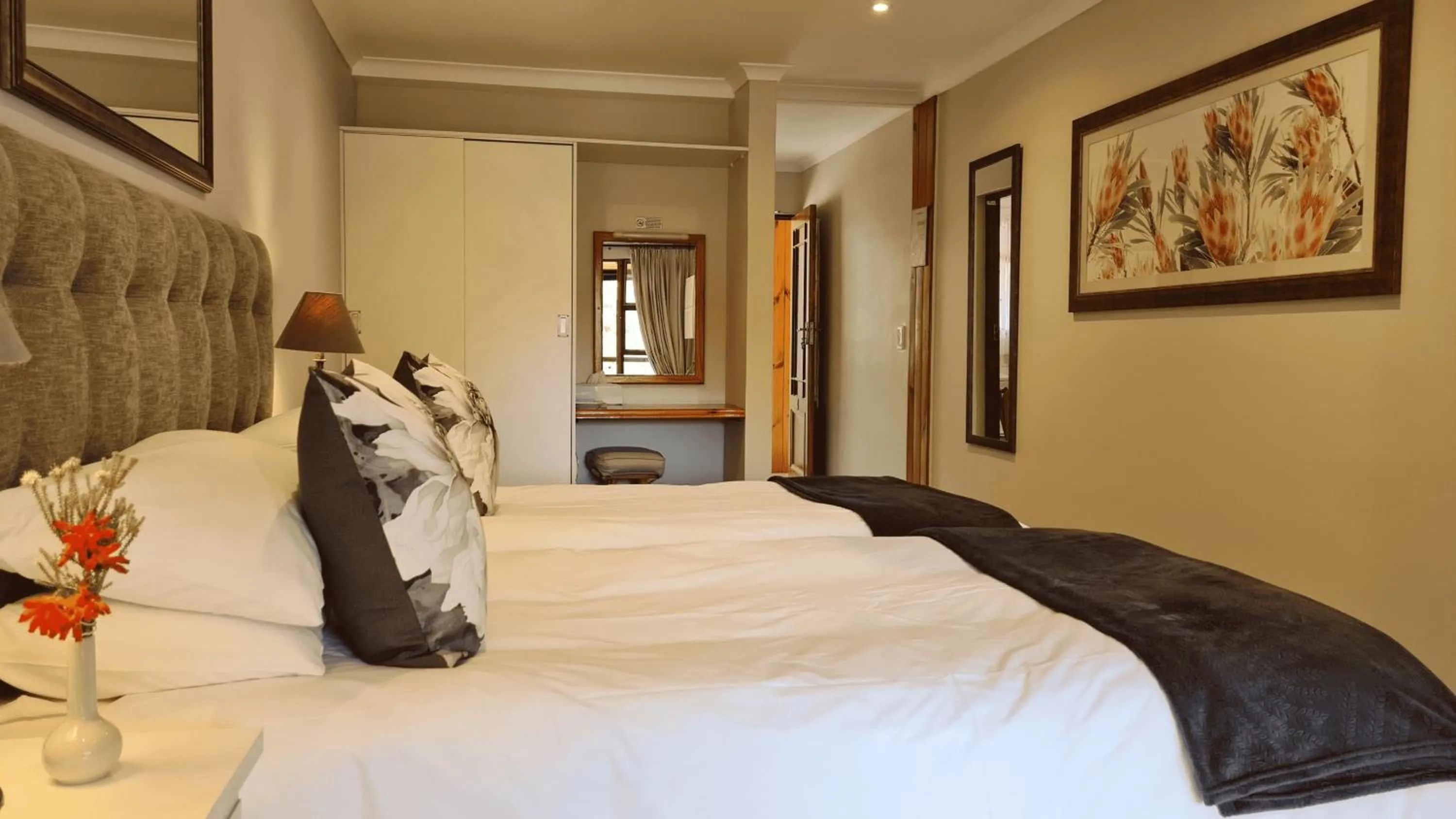 Bed in Pumula Lodge 4 Star Guesthouse Knysna