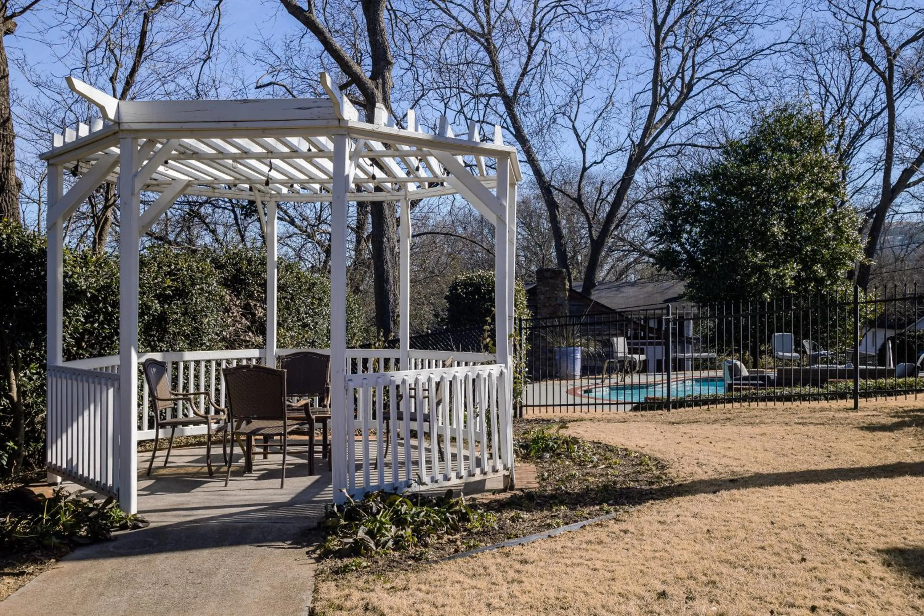 Natural landscape in Stone Mountain Manor