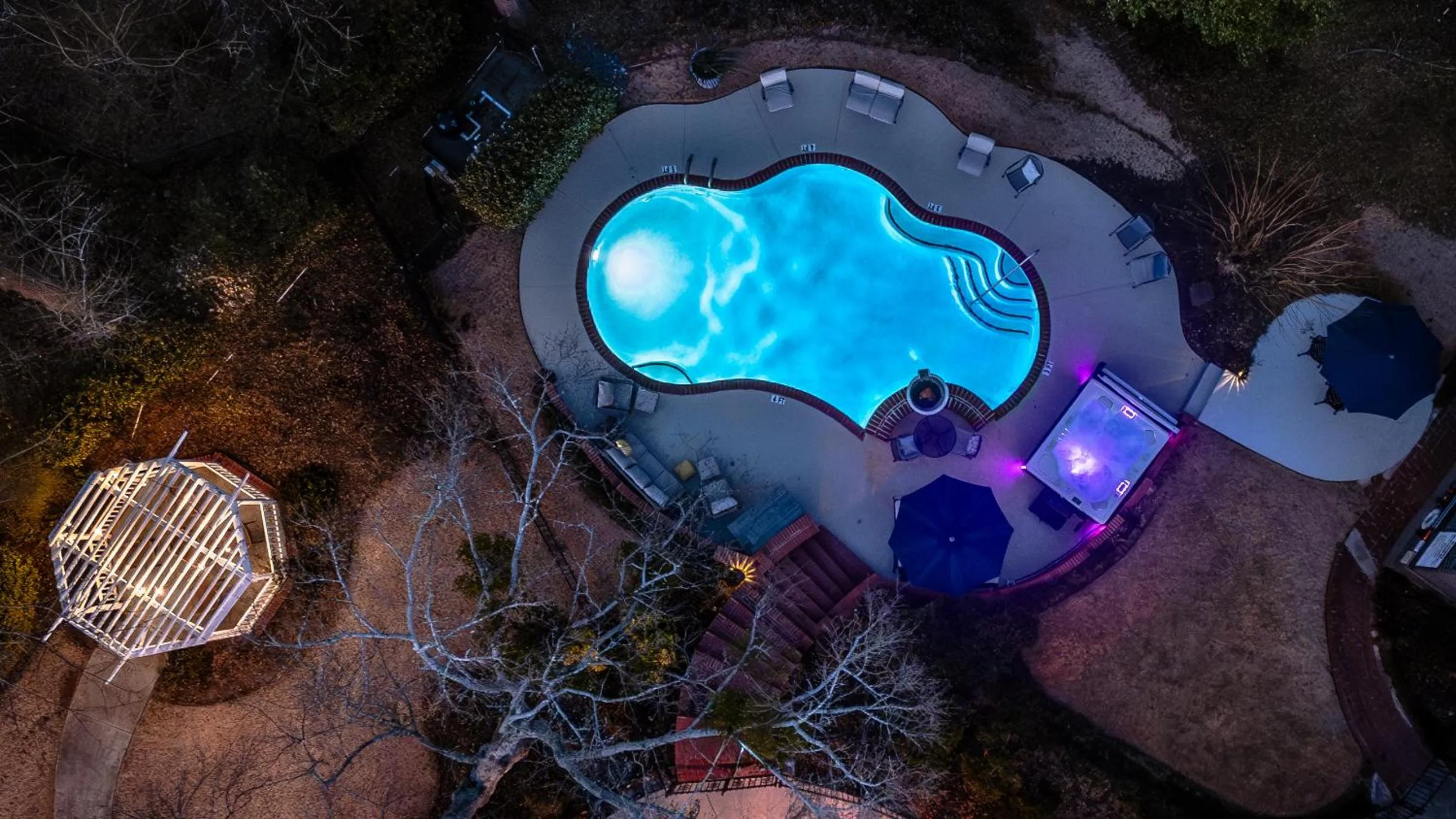 Night in Stone Mountain Manor