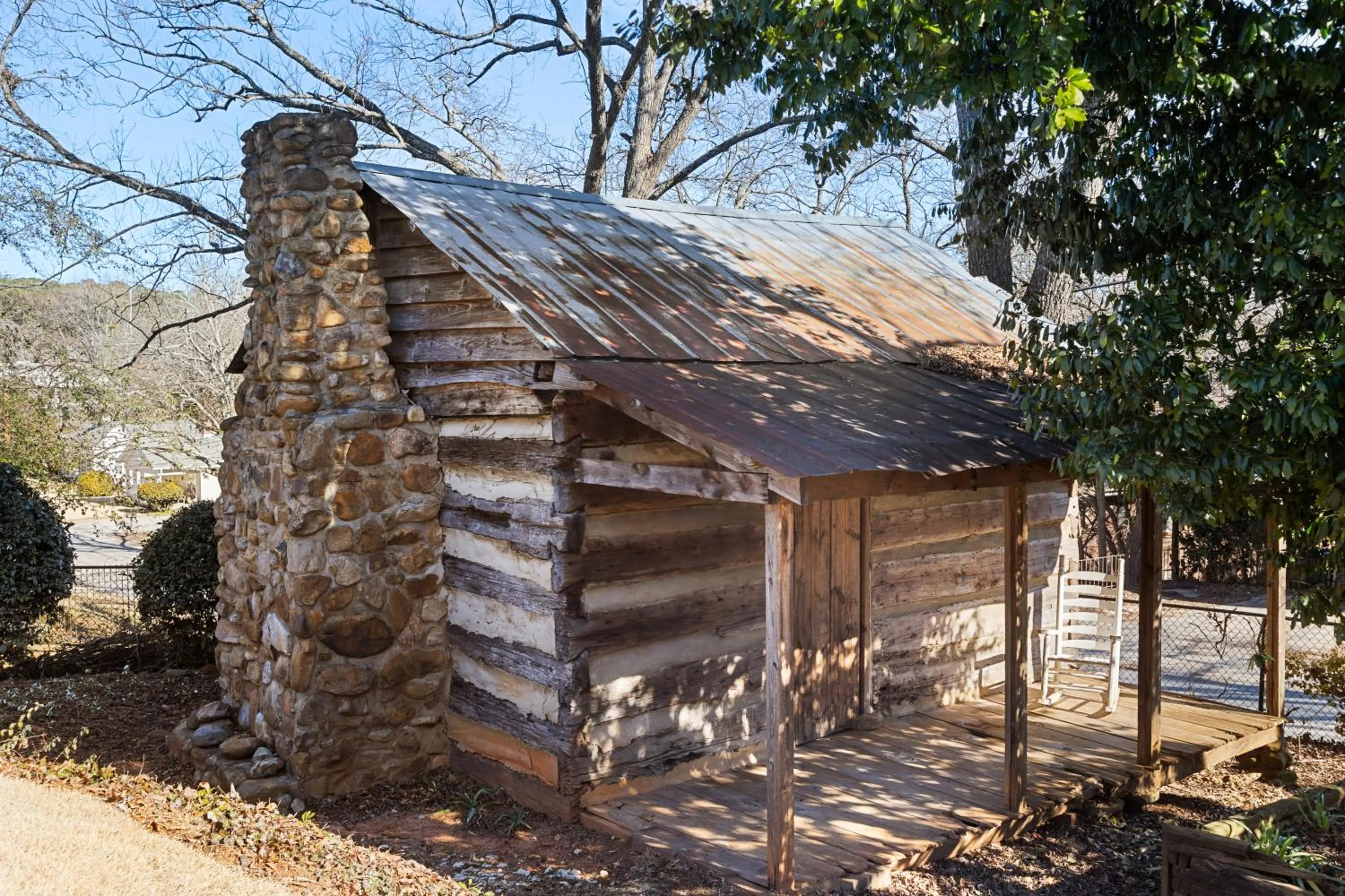 Property building in Stone Mountain Manor