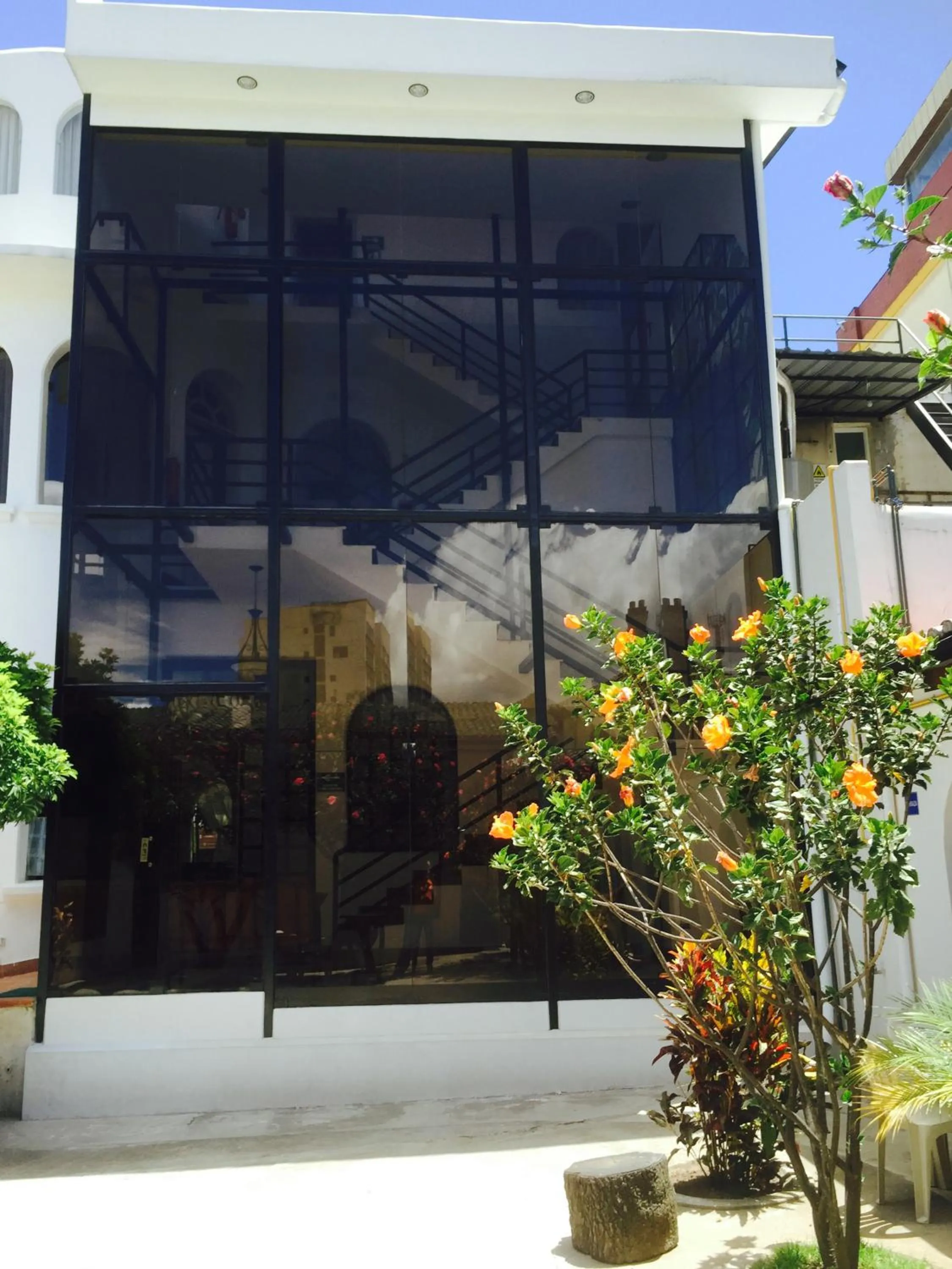 Patio in La Coupole Hotel