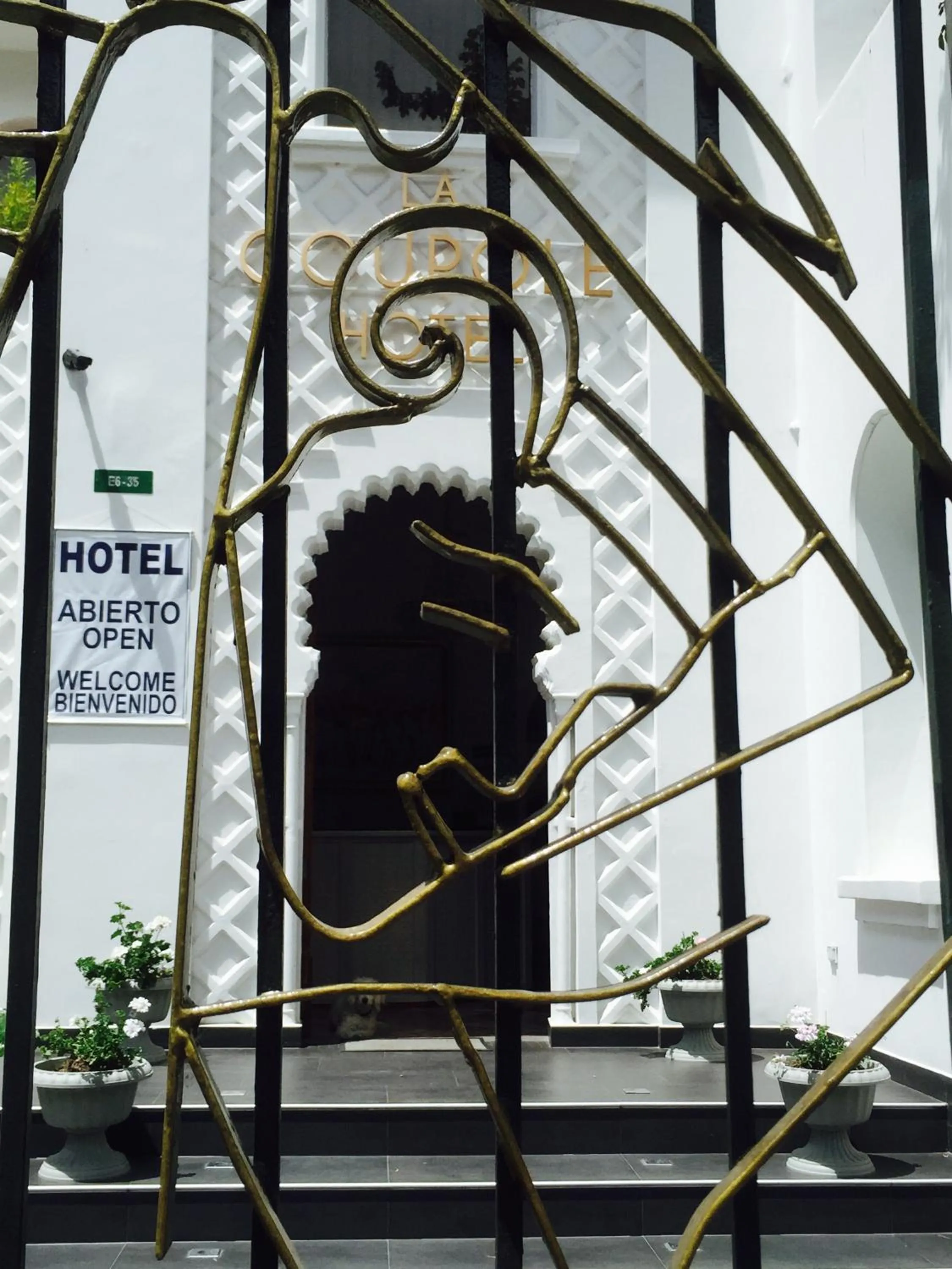 Facade/entrance in La Coupole Hotel