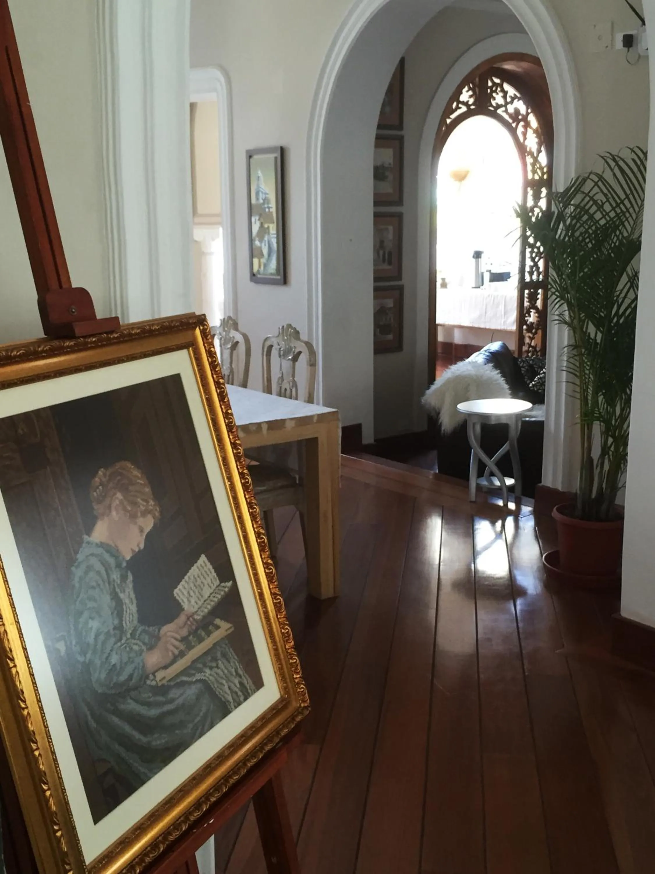 Lounge or bar in La Coupole Hotel