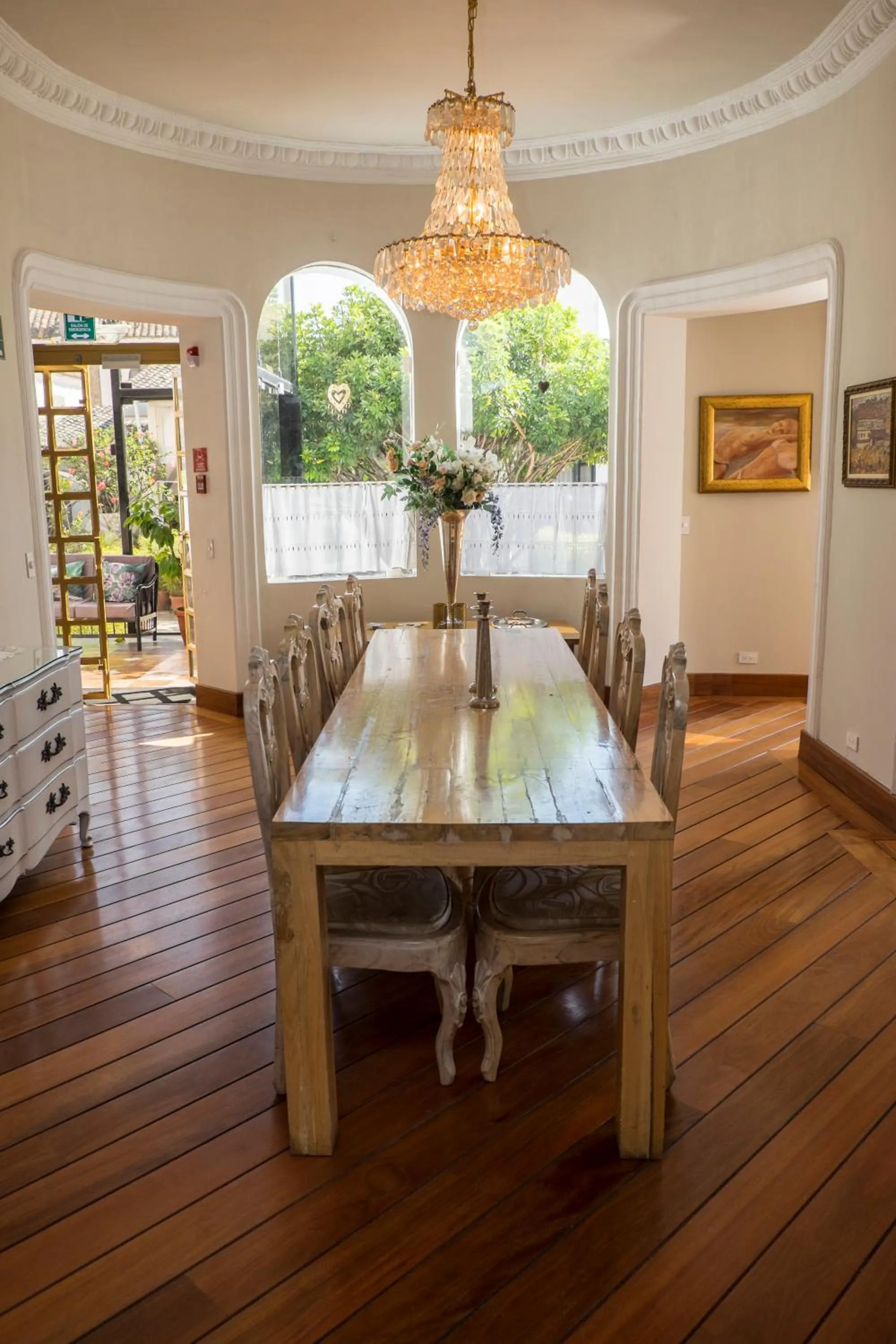 Lounge or bar in La Coupole Hotel