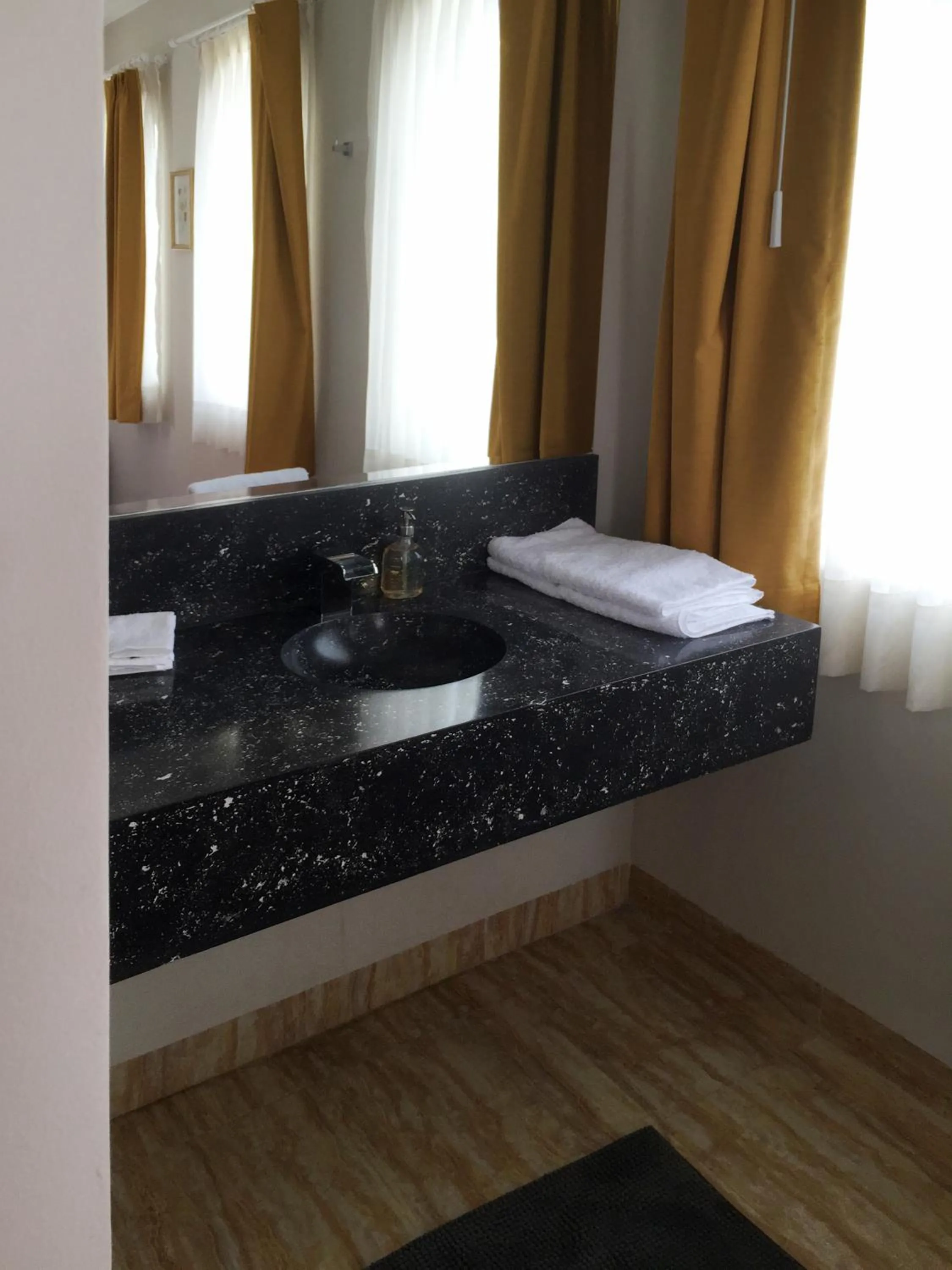 Bathroom, Bed in La Coupole Hotel