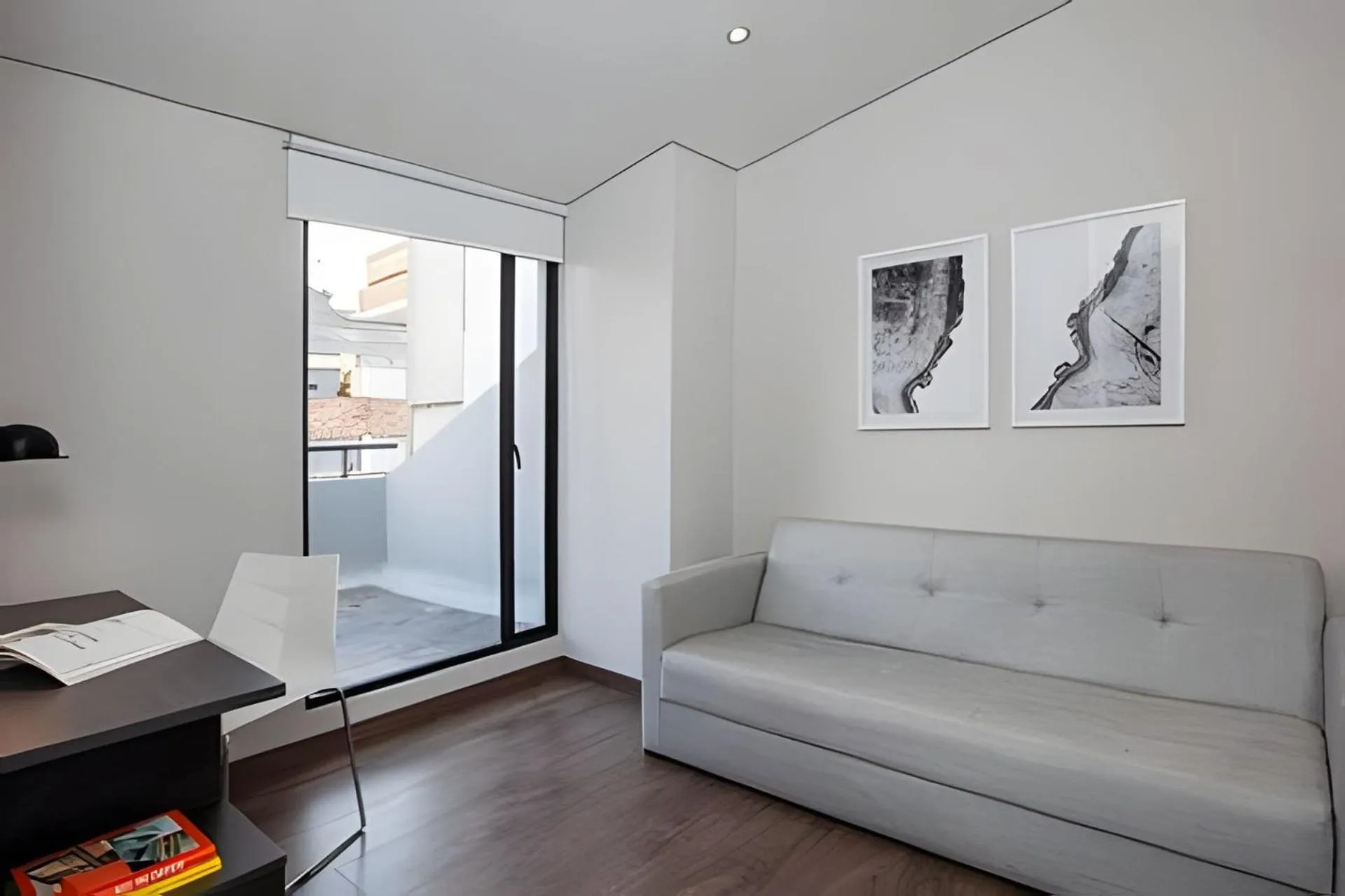 Communal lounge/ TV room in Bogo64