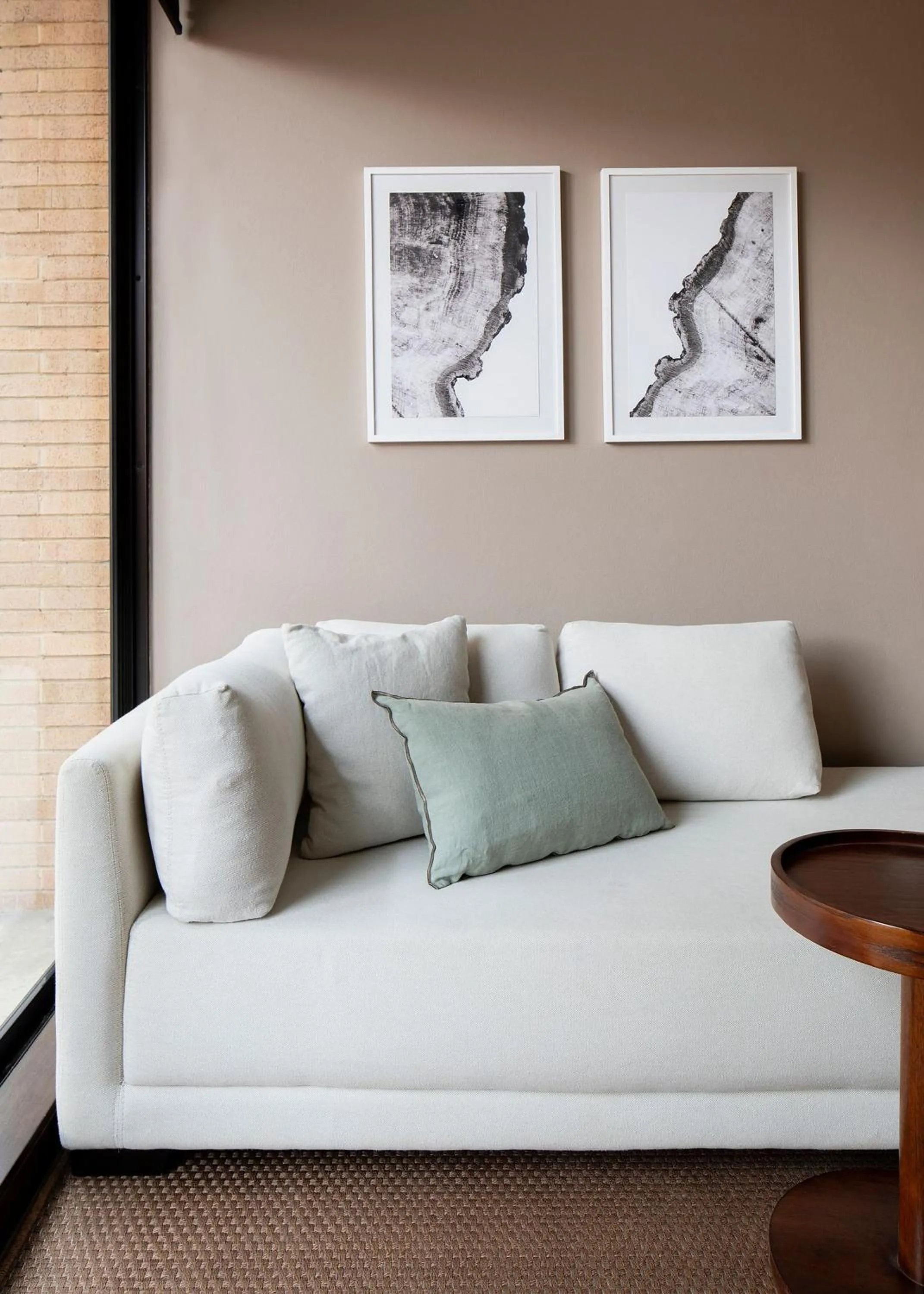 Communal lounge/ TV room in Attik Luxury Apts