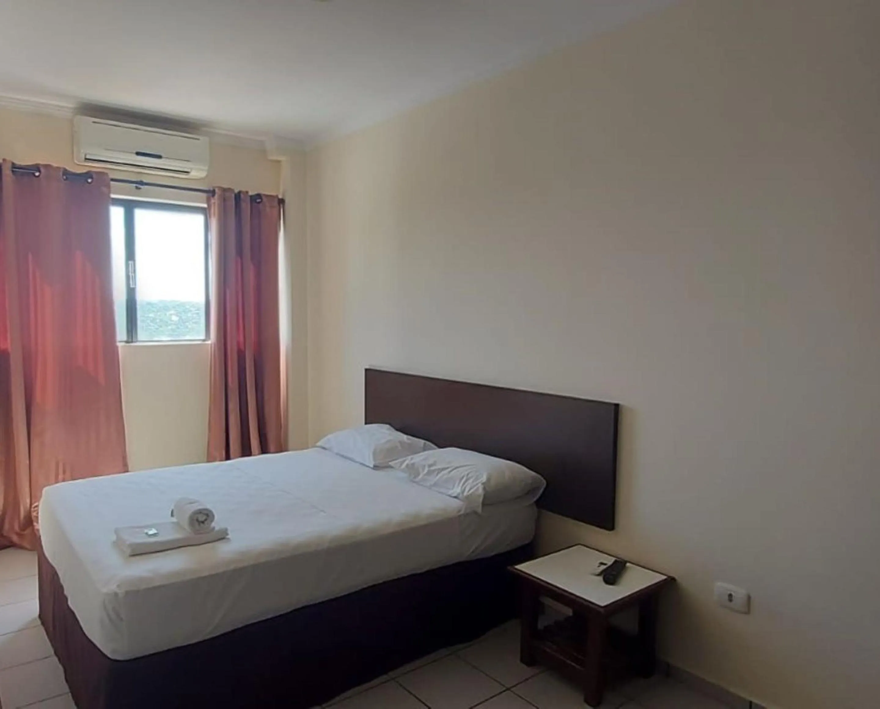 Bedroom, Bed in Smart Cataratas Hotel