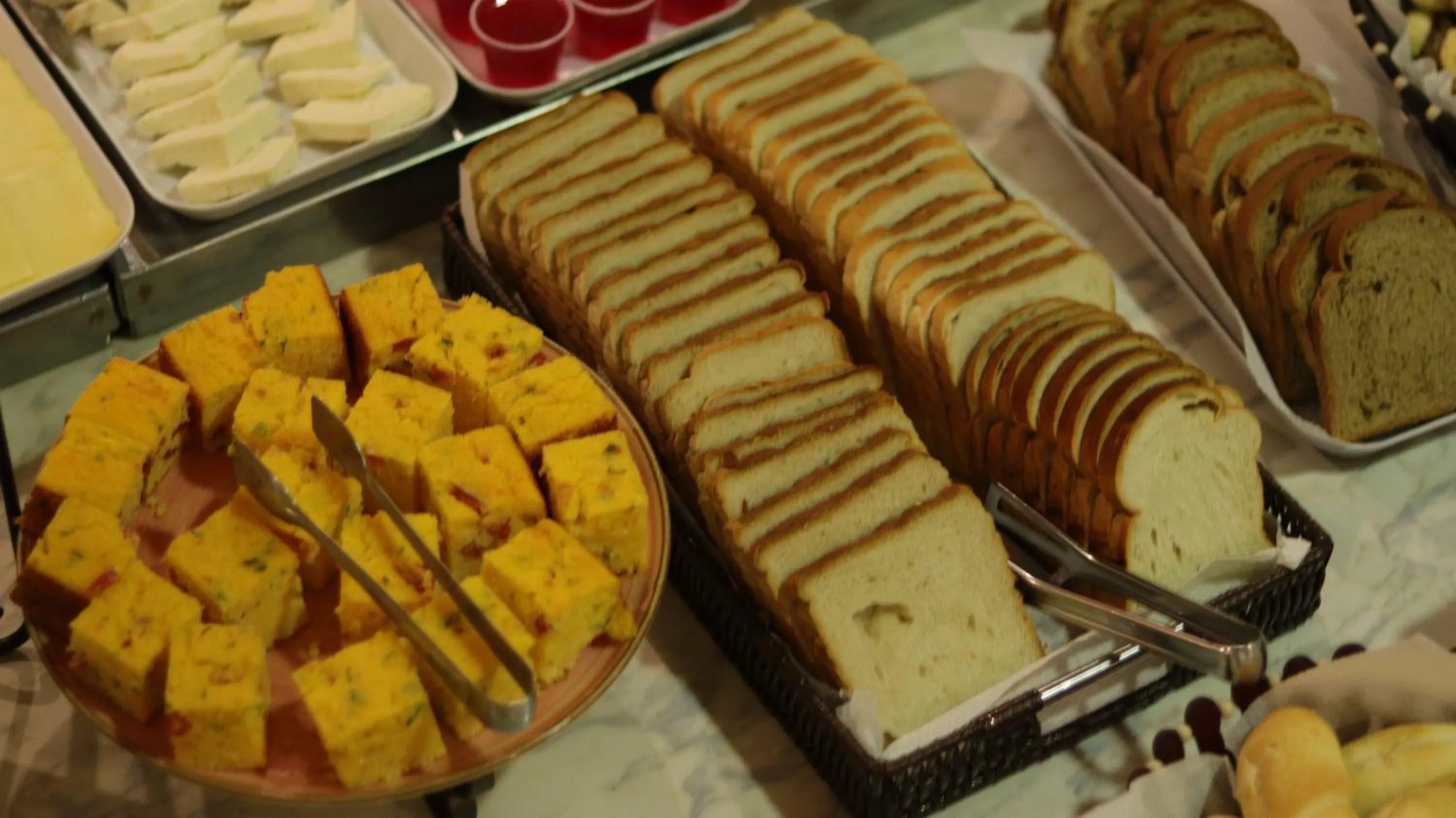 Breakfast in Smart Cataratas Hotel