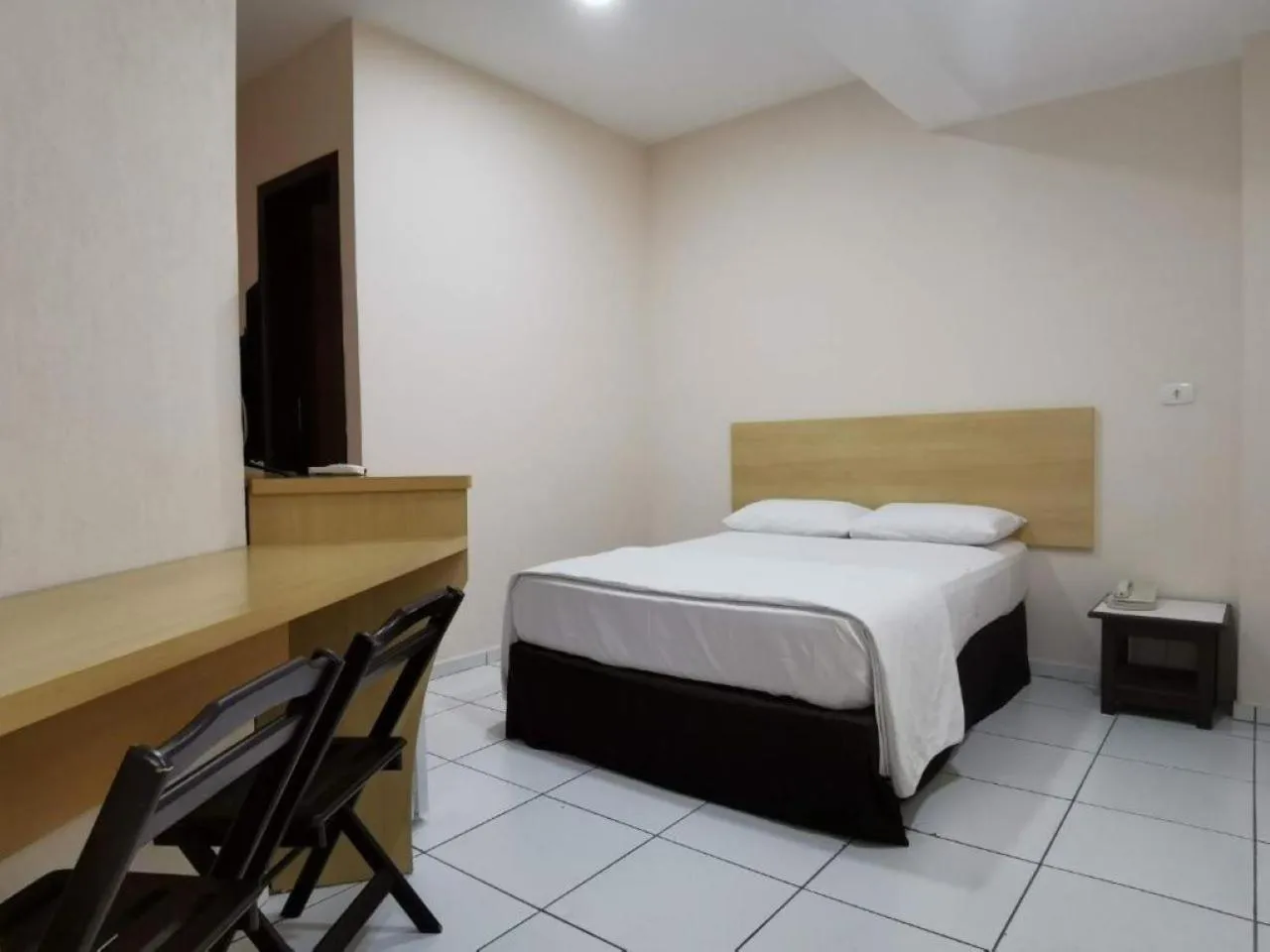 Bedroom, Bed in Smart Cataratas Hotel