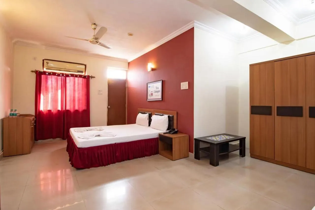 Bed in Hotel Orient Royal