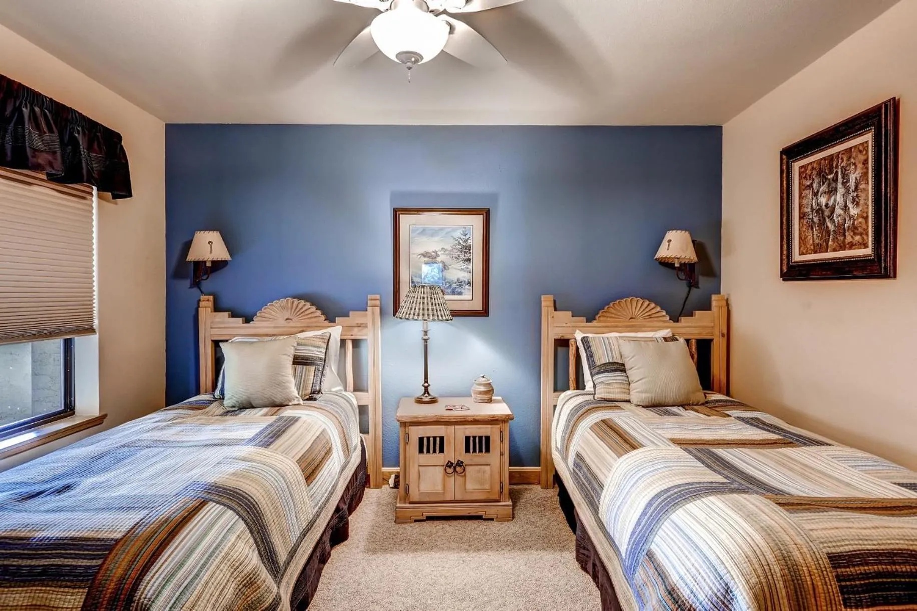 Bedroom, Bed in Seasons at Avon