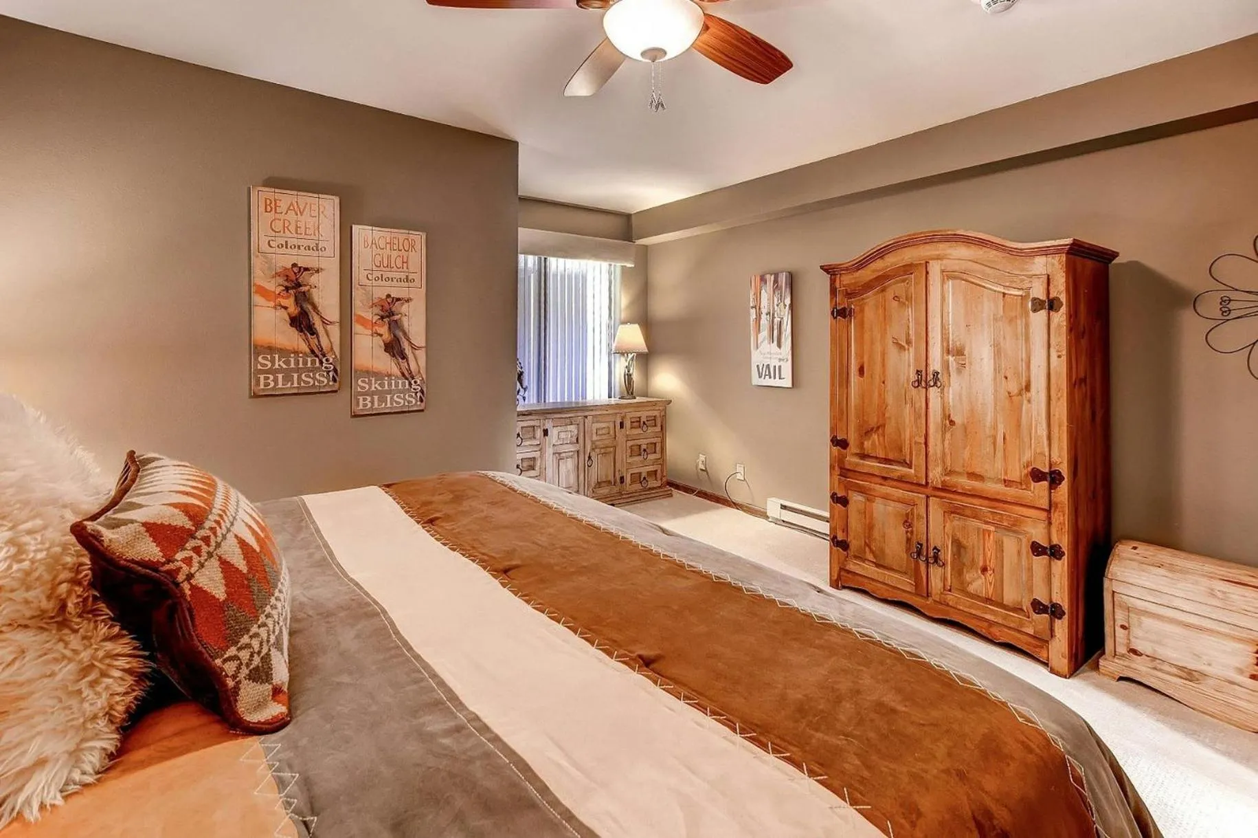 Bedroom, Bed in Seasons at Avon, A Vail Resorts Property