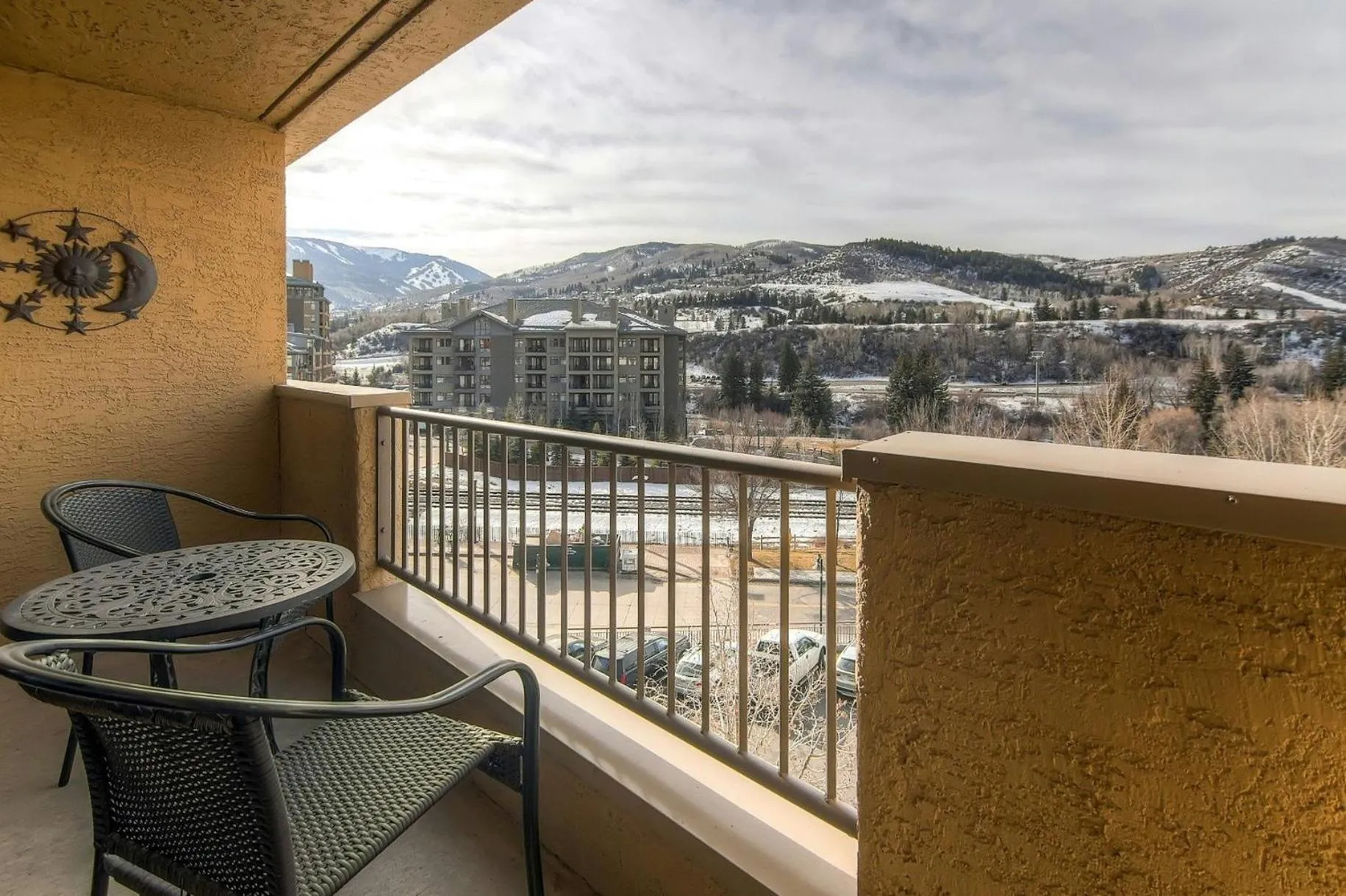 Balcony/Terrace in Seasons at Avon, A Vail Resorts Property