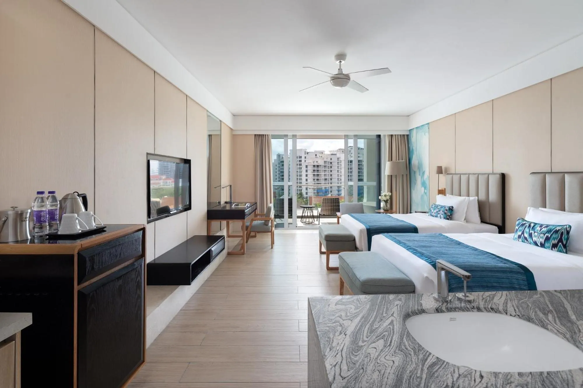 Bed in Wyndham Sanya Bay