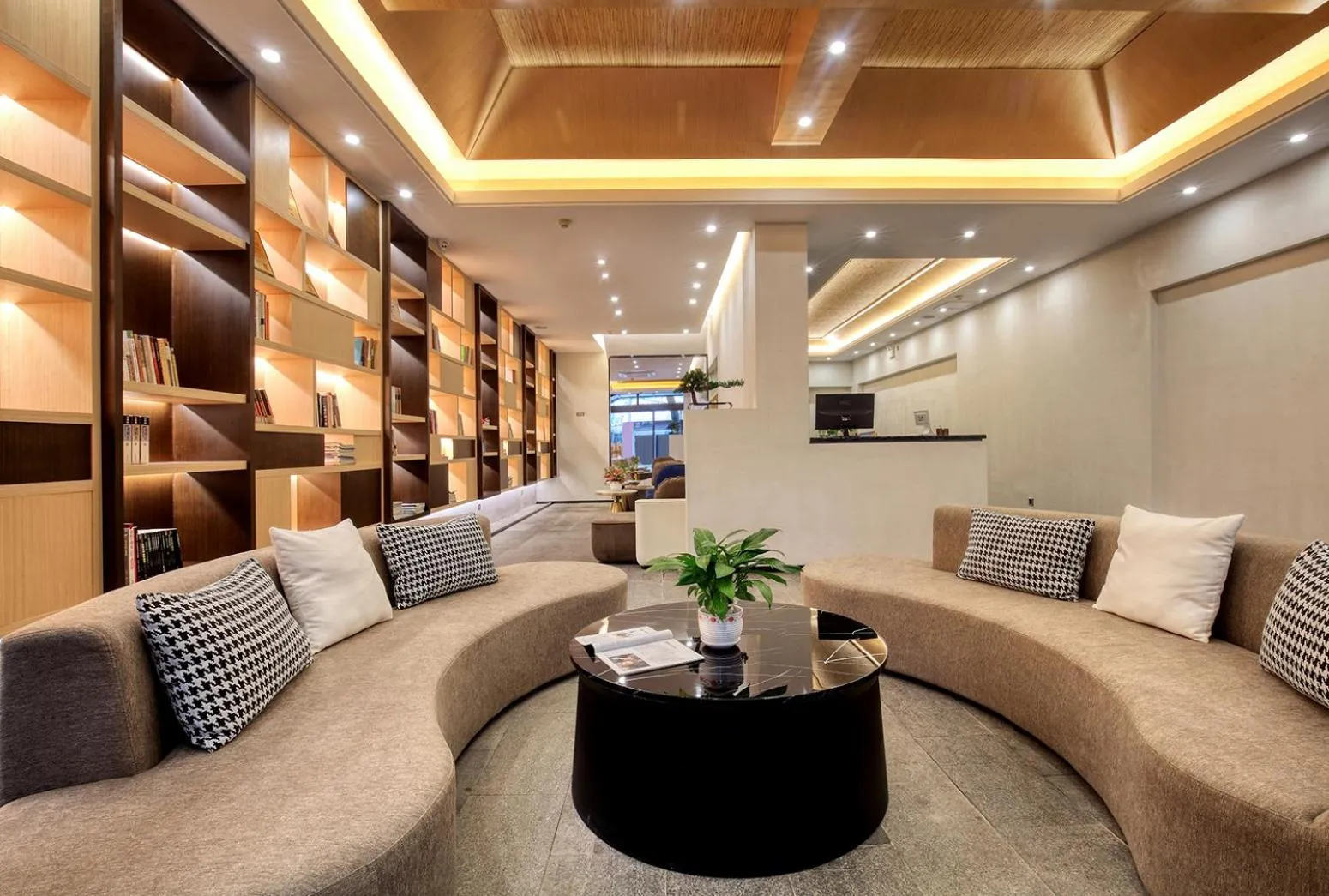Lounge or bar in Wing Hotel Guilin- Pedestrian Street