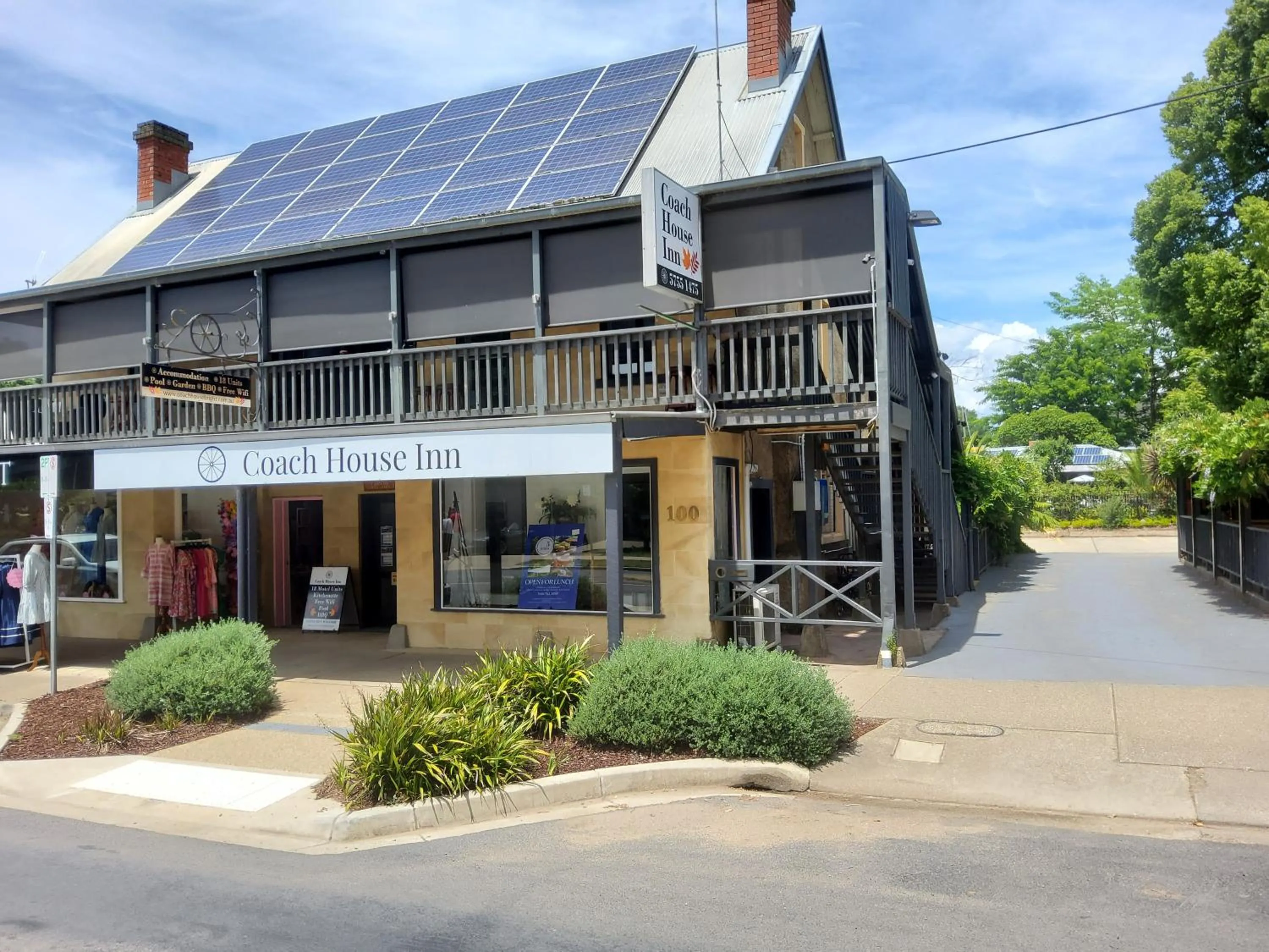 Street view in Coach House Inn