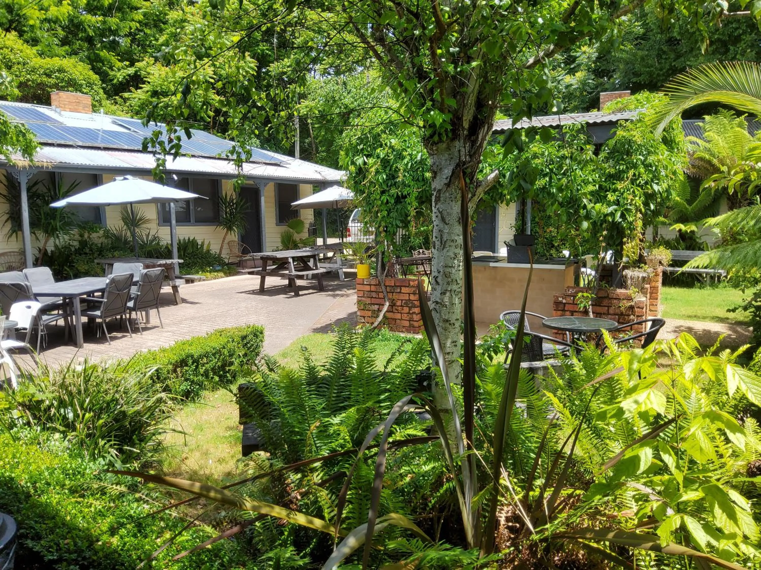 Garden in Coach House Inn